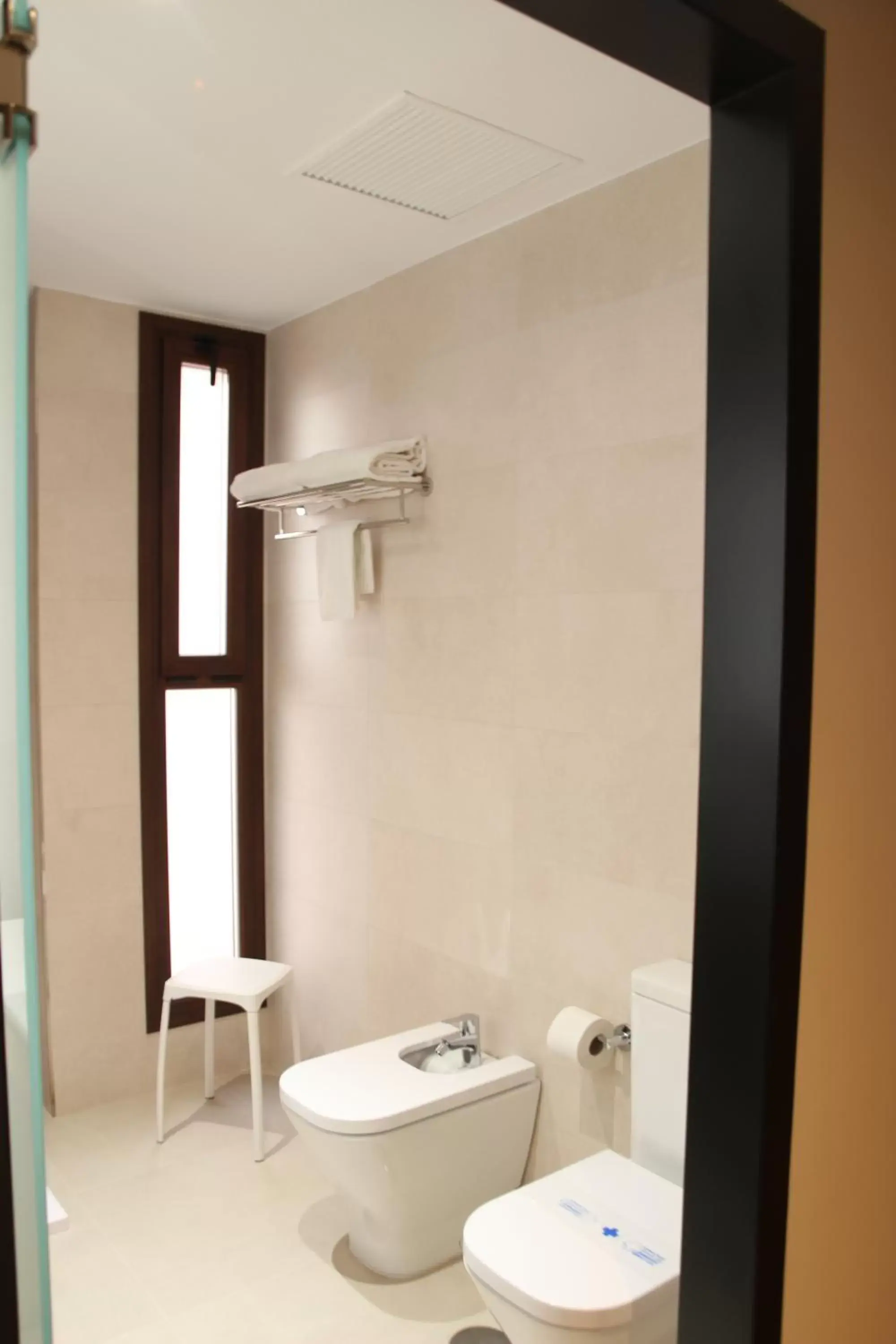 Bathroom in Hotel Alcántara