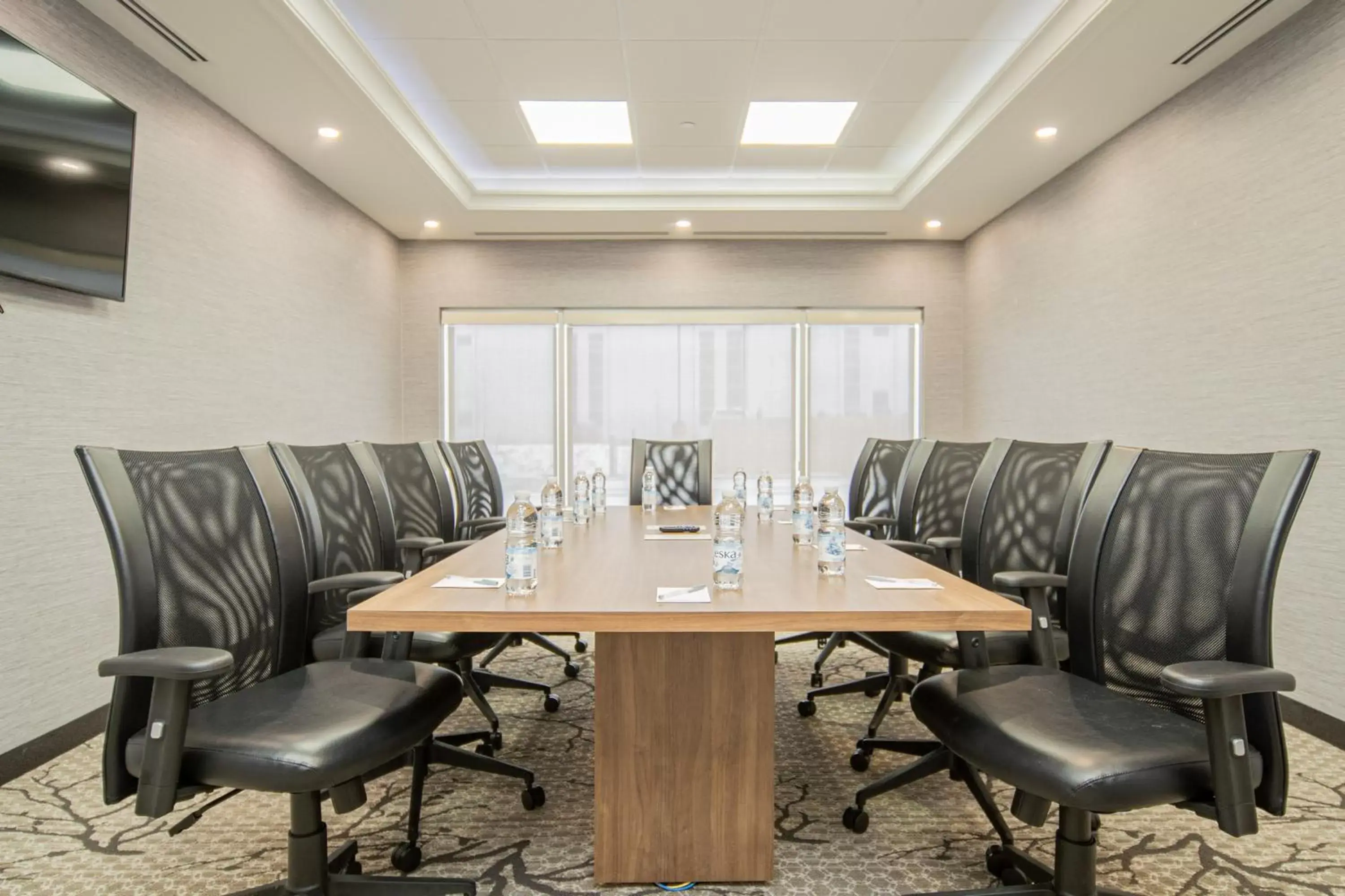 Meeting/conference room, Business Area/Conference Room in TownePlace Suites by Marriott Brantford and Conference Centre