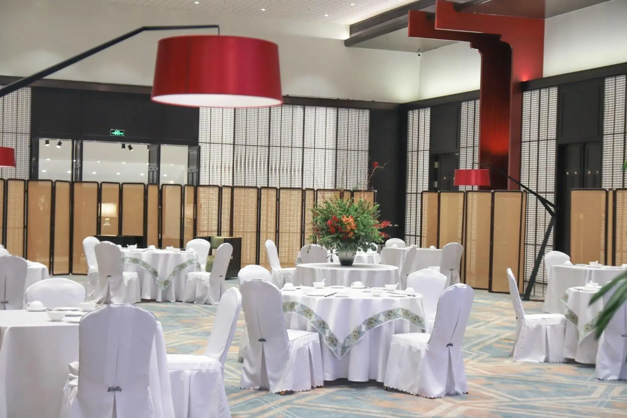 Restaurant/places to eat, Banquet Facilities in Crowne Plaza Zhengzhou, an IHG Hotel