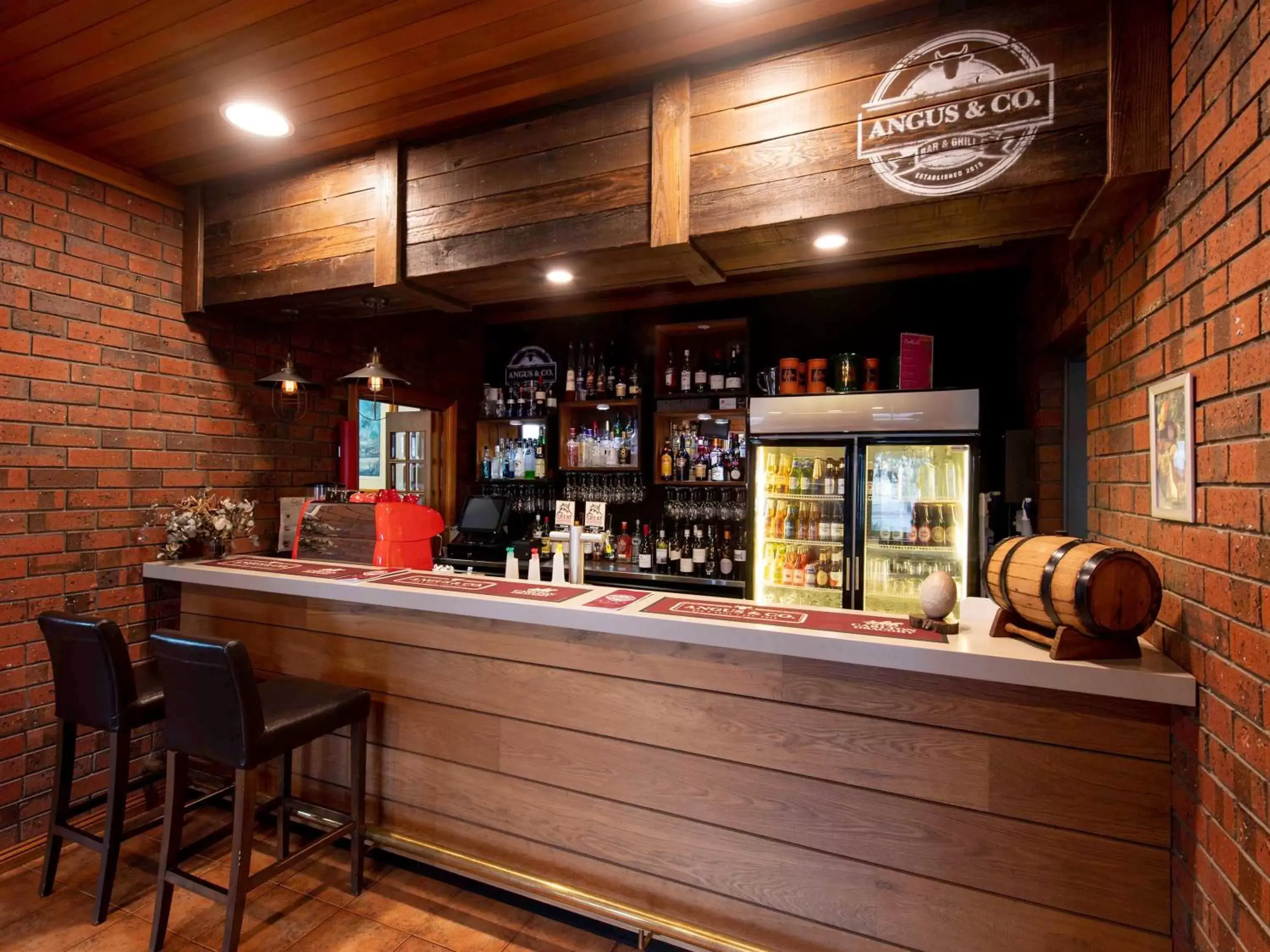 Restaurant/places to eat, Lounge/Bar in John Pirie Motor Inn