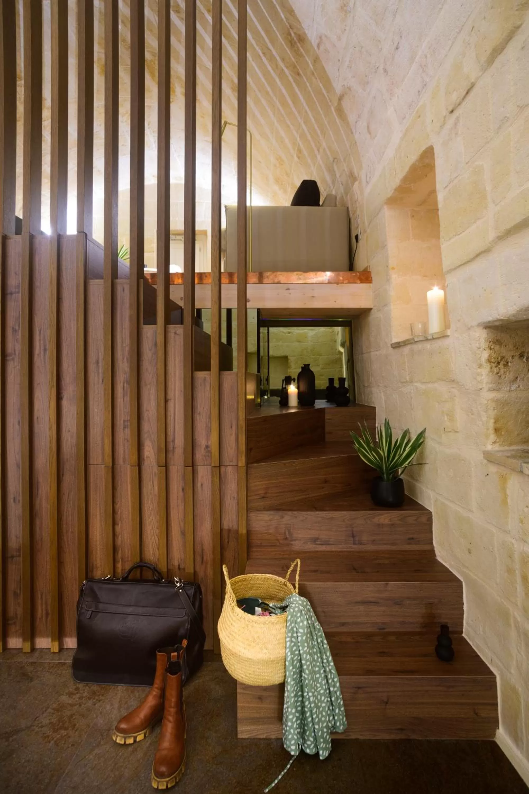 Photo of the whole room in Le Malve Cave Retreat