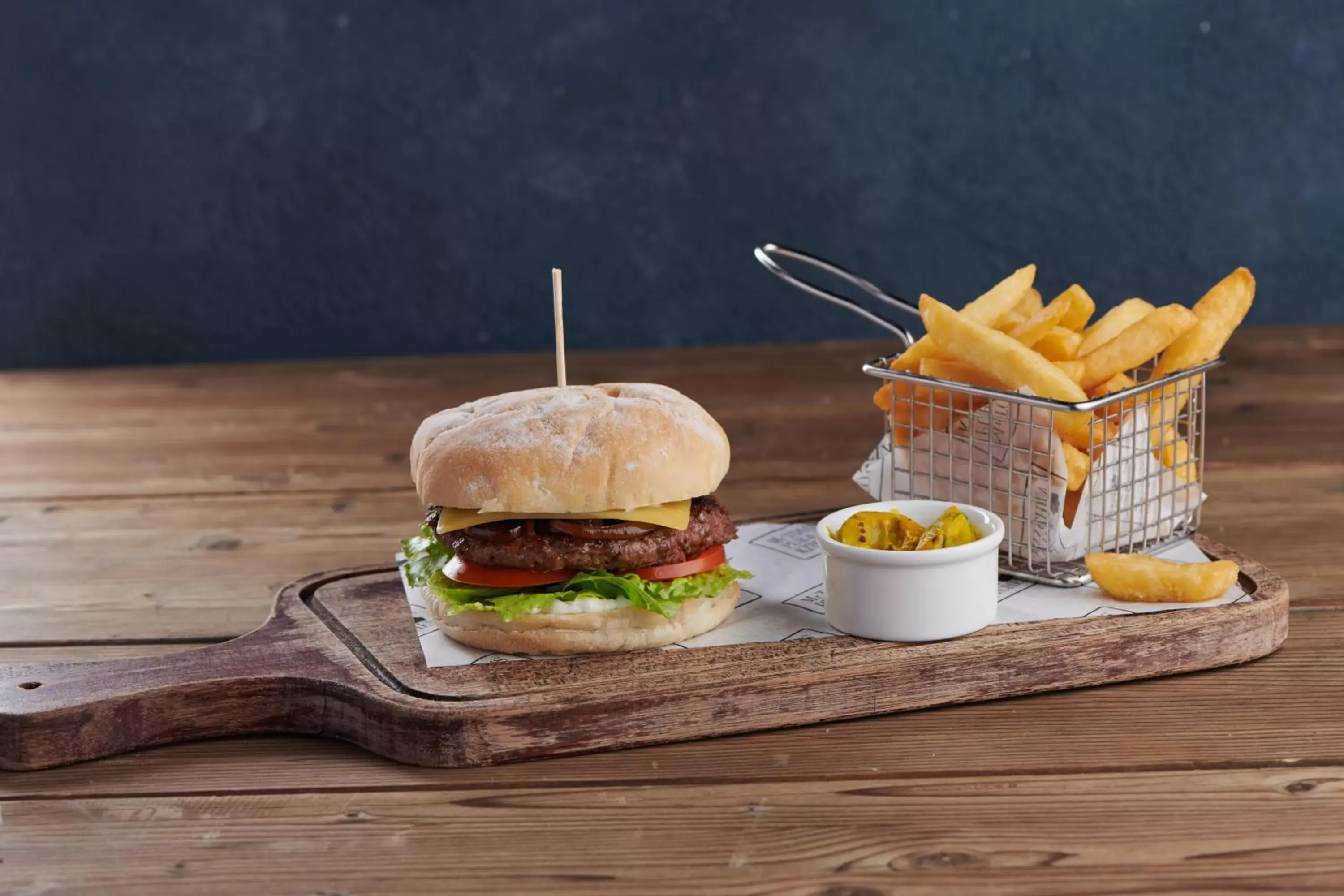 Restaurant/places to eat in Premier Inn Abu Dhabi Airport Business Park Restaurant/places to eat in Premier Inn Abu Dhabi Airport Business Park