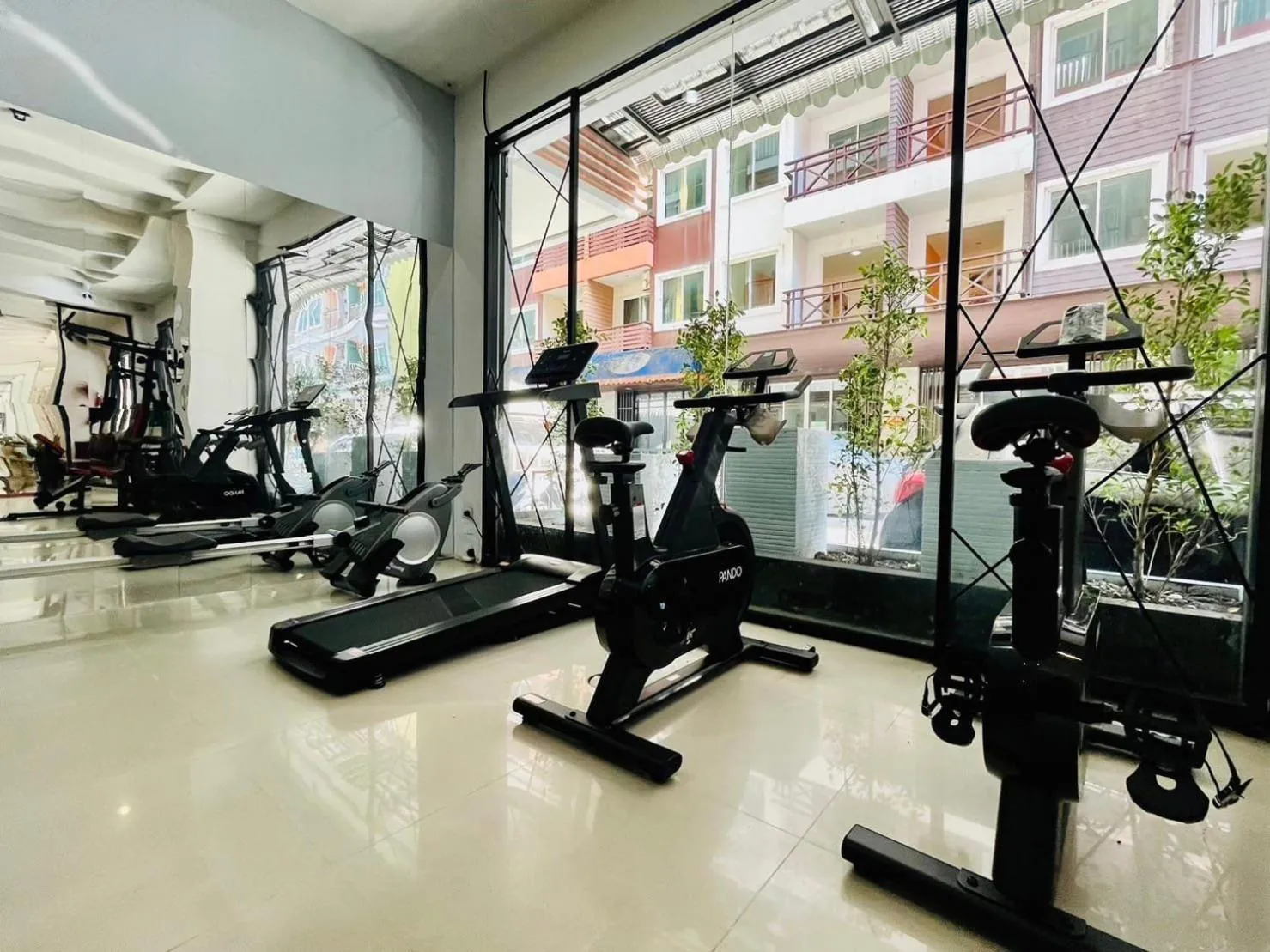 Fitness centre/facilities in PJ Patong Resortel
