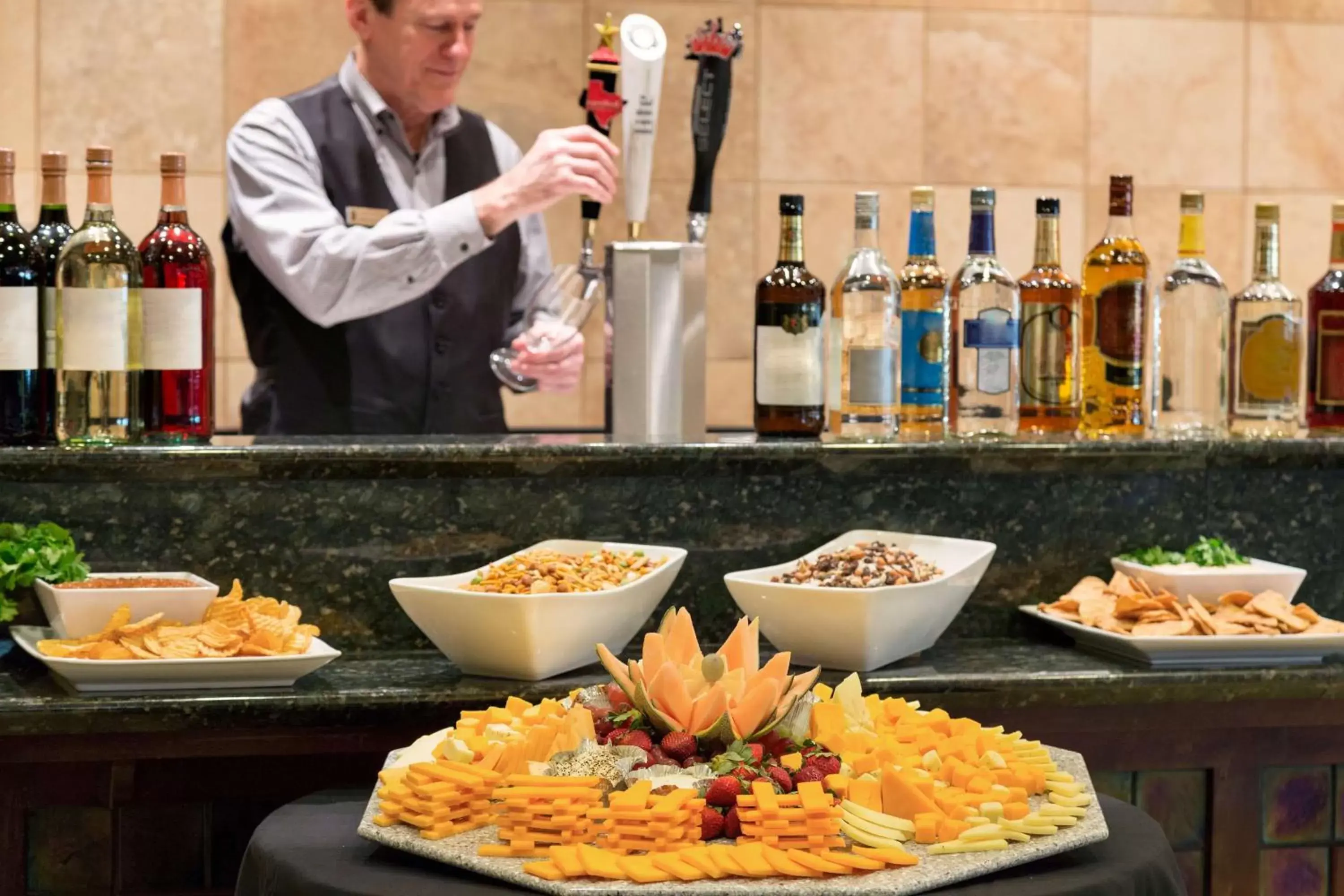 Lounge or bar in Embassy Suites by Hilton Dallas Frisco Hotel & Convention Center