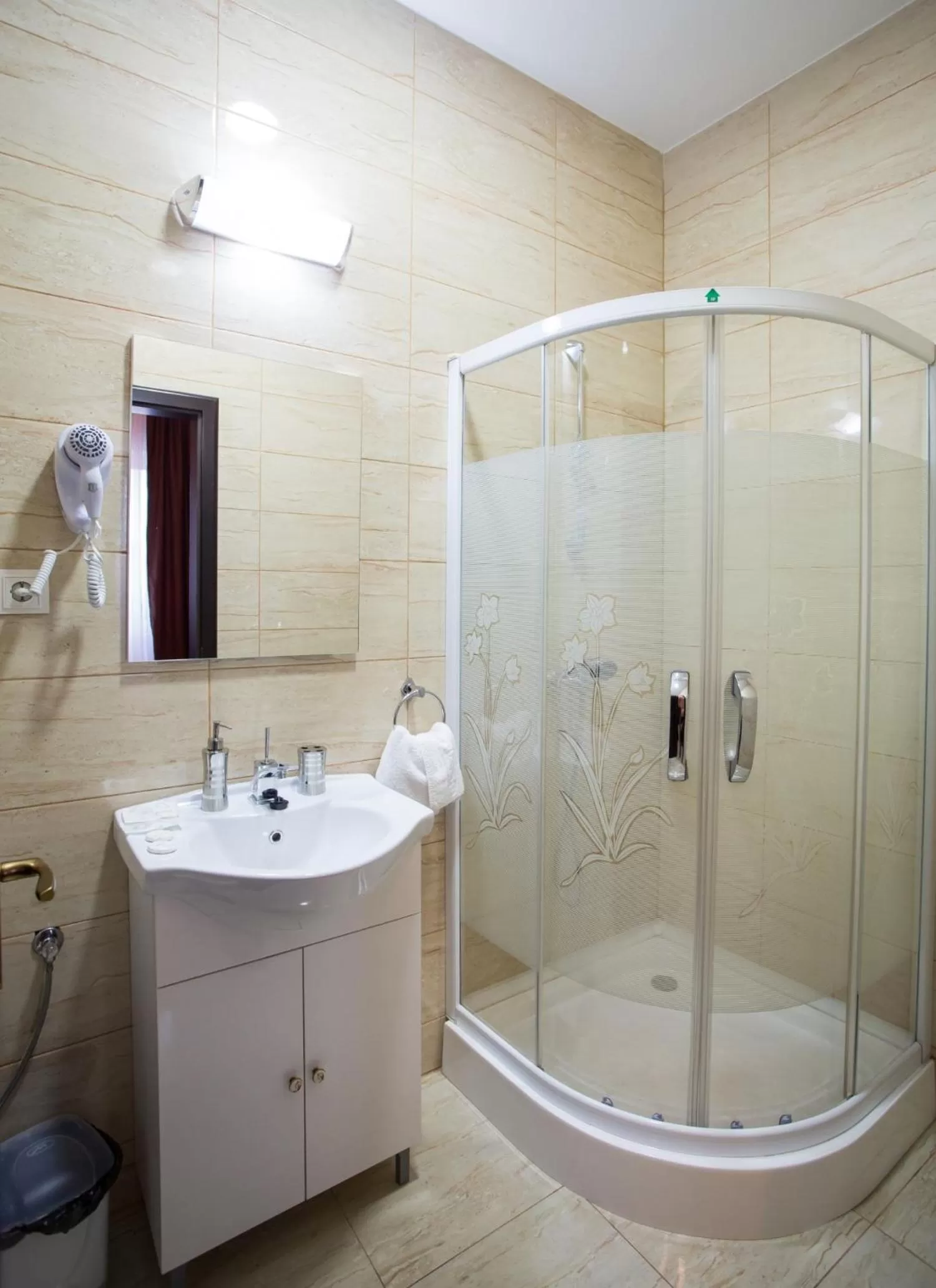 Bathroom in Cazare Turn Sebes