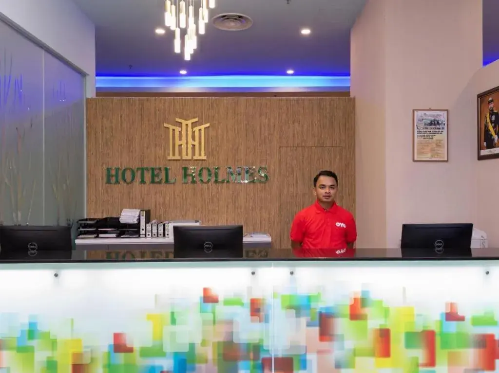 Lobby/Reception in Hotel Holmes Gp