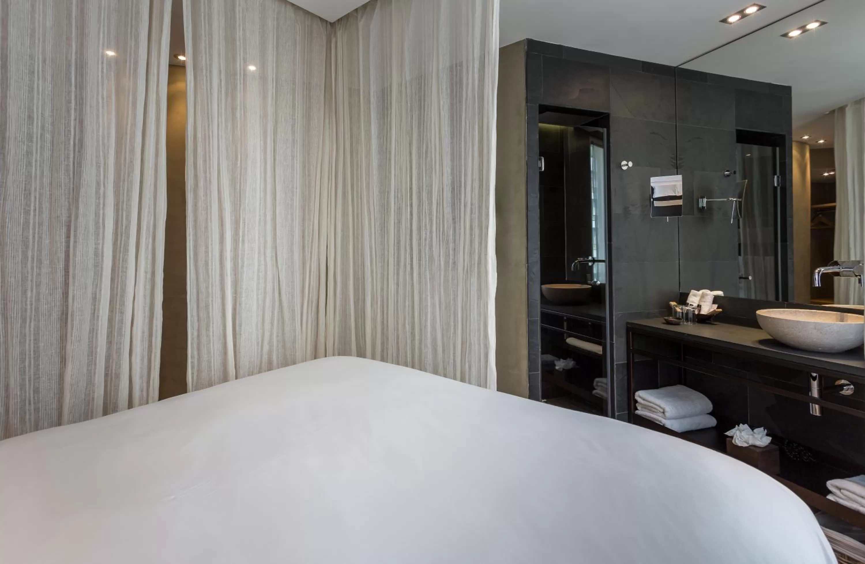 Bathroom, Bed in Hidden Hotel