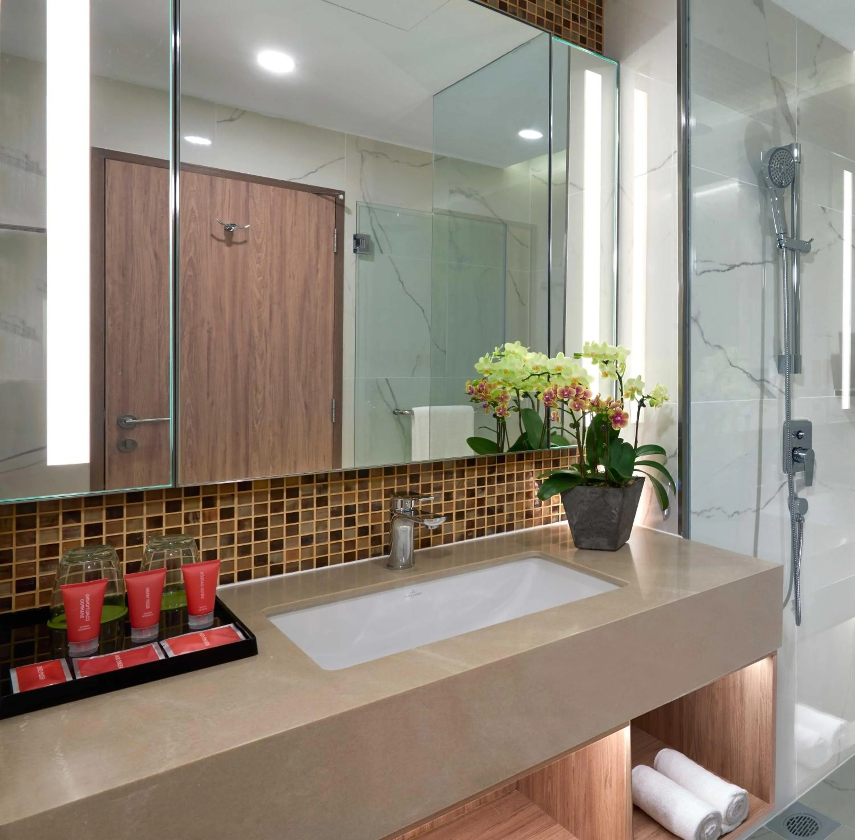 Shower in Swiss-Garden Hotel Bukit Bintang Kuala Lumpur