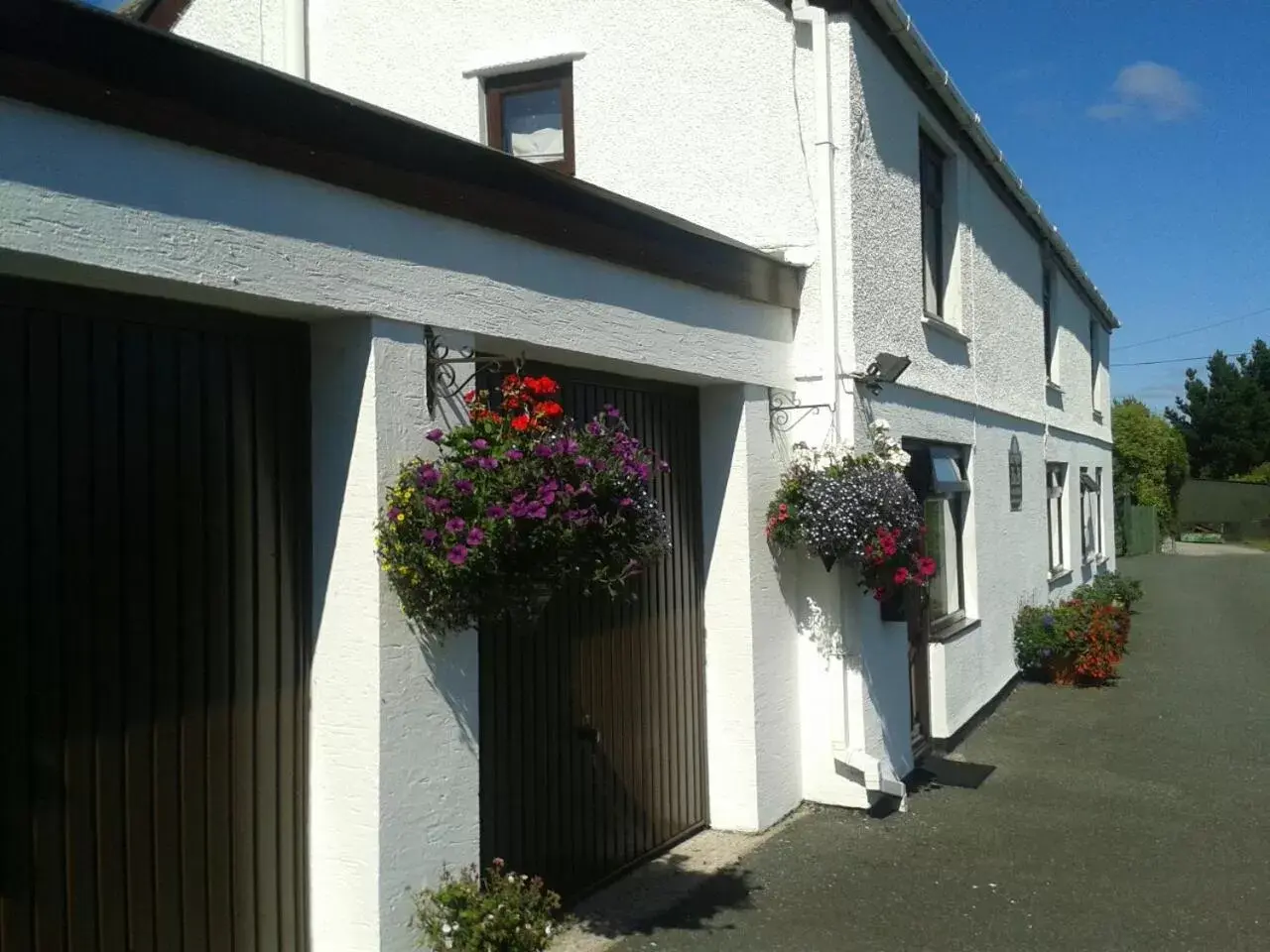 On-site shops, Facade/Entrance in Bay View Bed and Breakfast