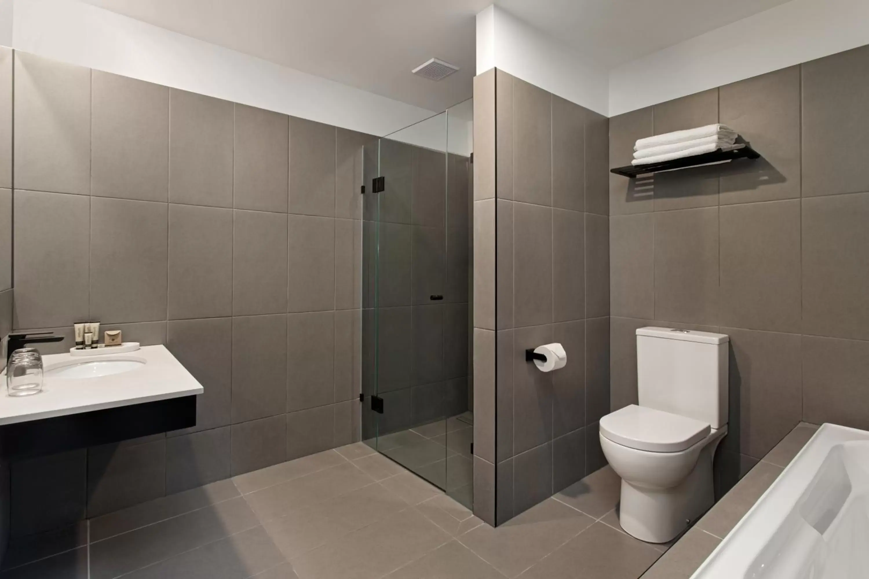 Toilet, Bathroom in Mantra Traralgon