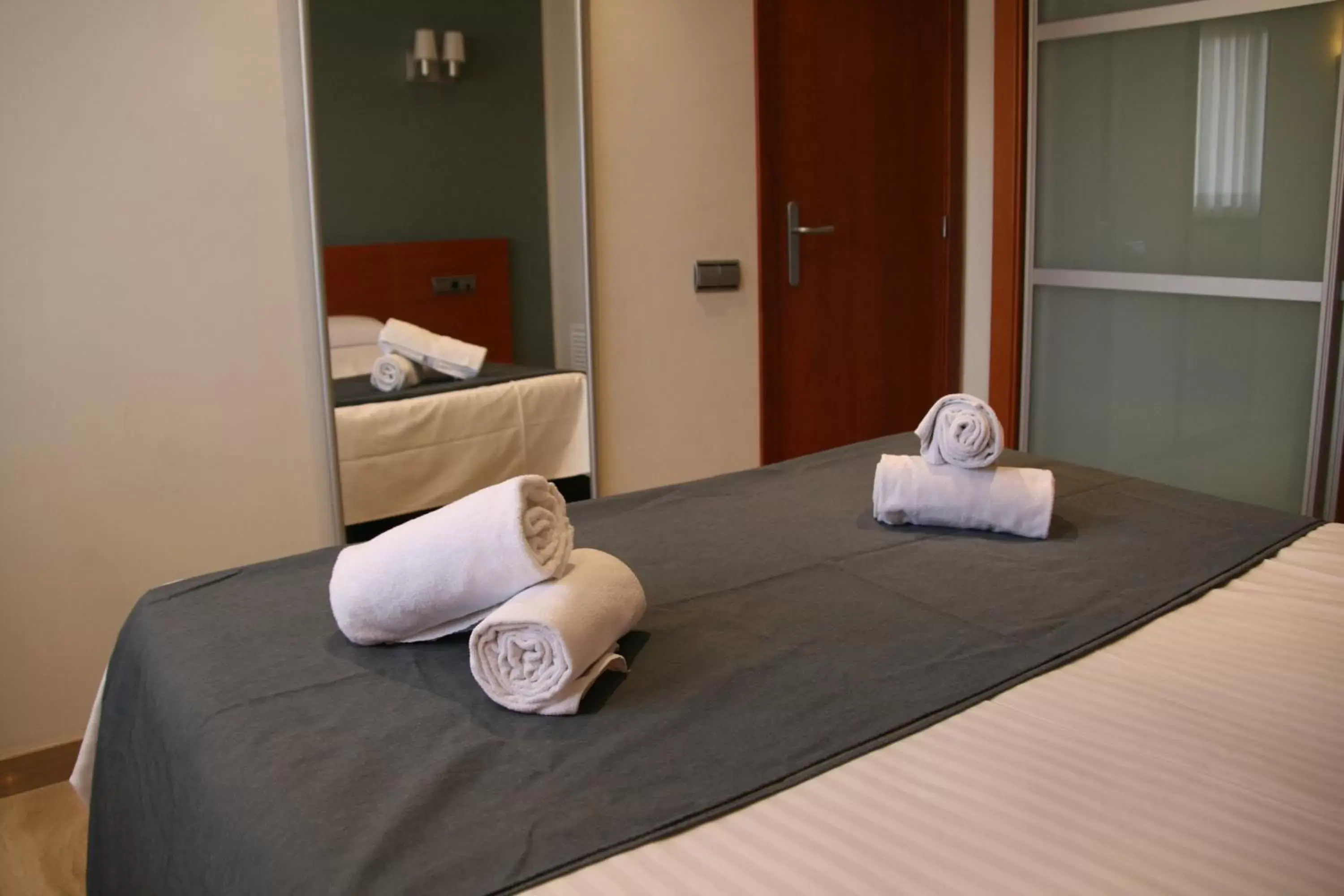 Bed in Apartaments Independencia Bed in Apartaments Independencia