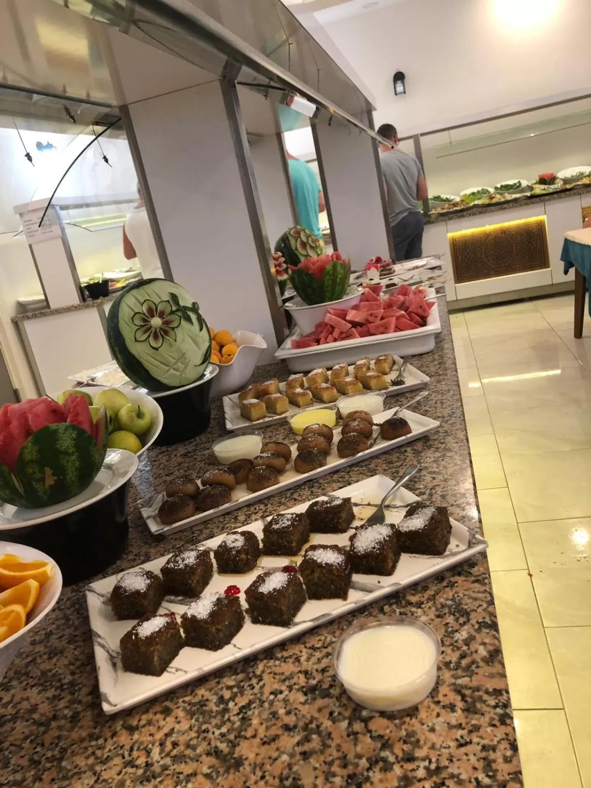 Food and drinks in Arsi Enfi City Beach Hotel