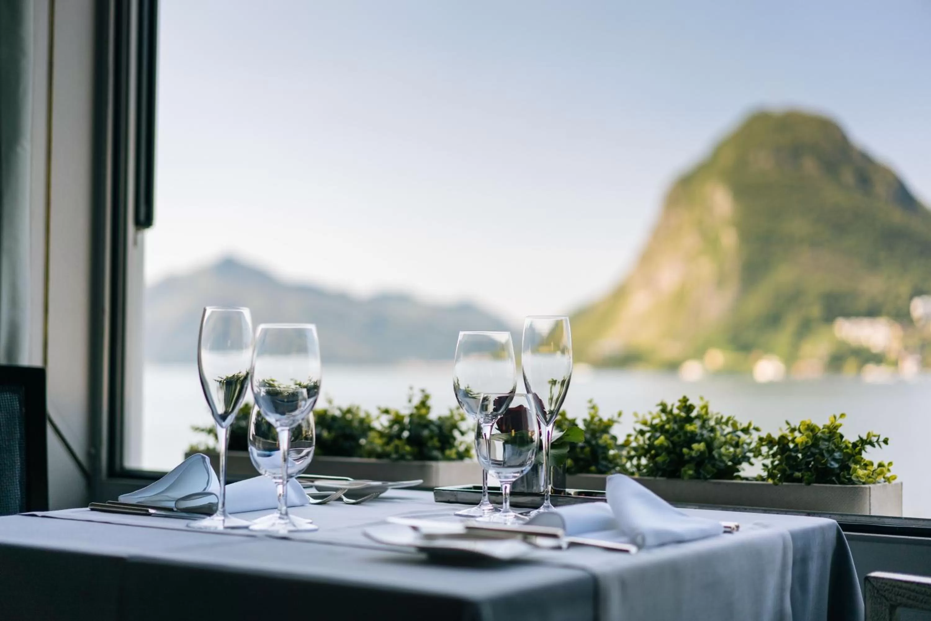 Restaurant/places to eat in Grand Hotel Villa Castagnola