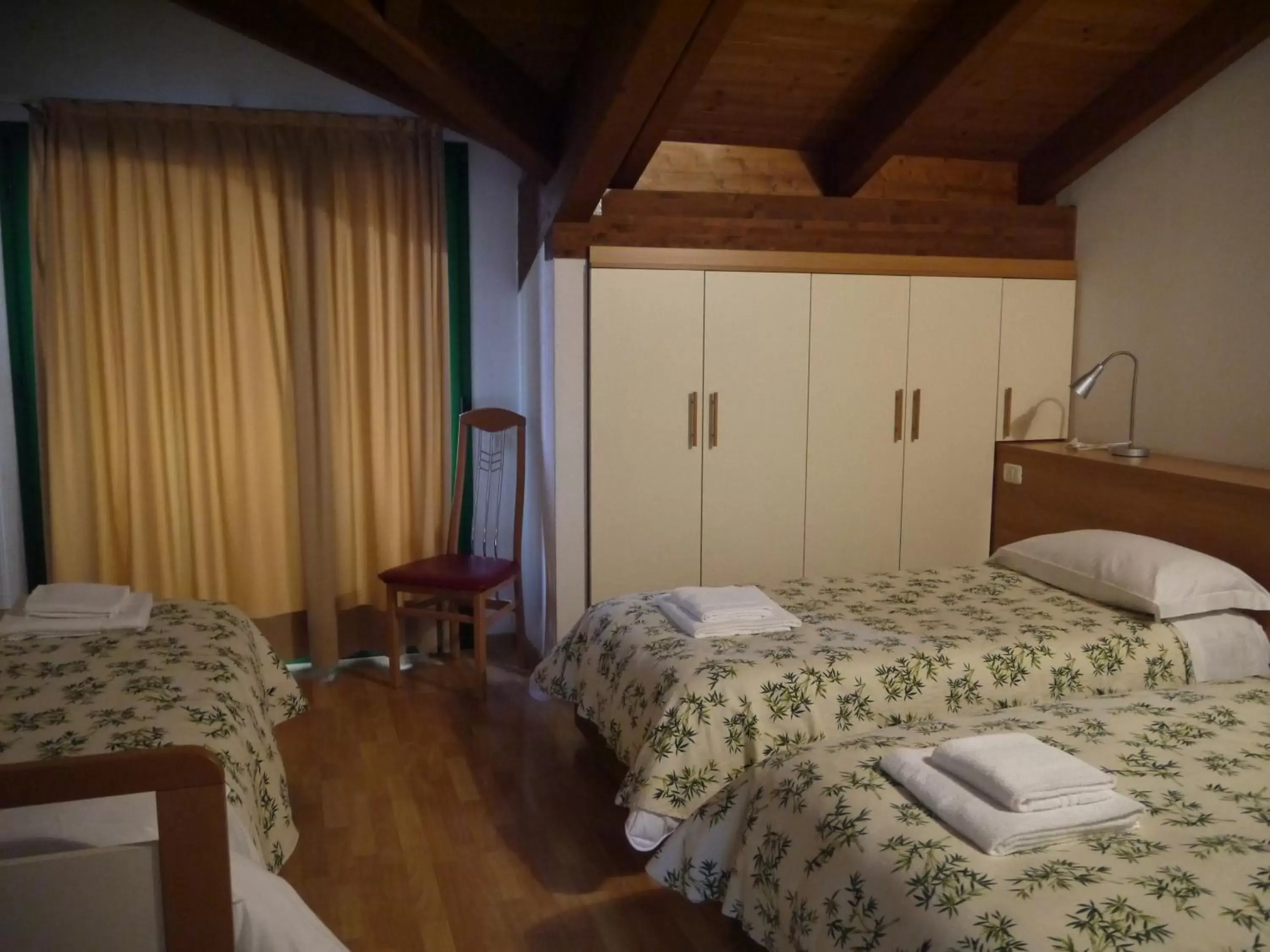 Bed in Hotel Oasi