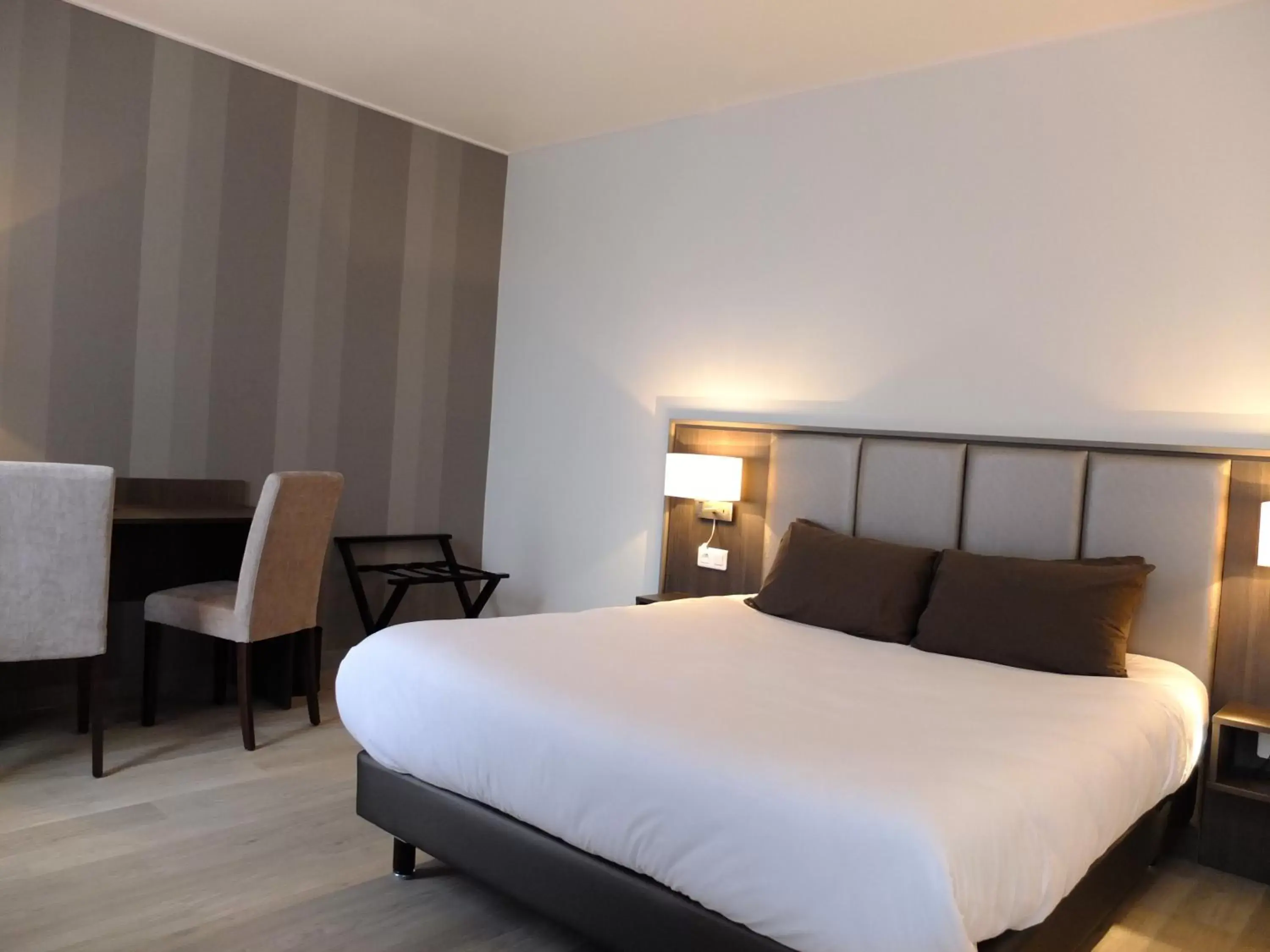 Bed in Hotel de Flore