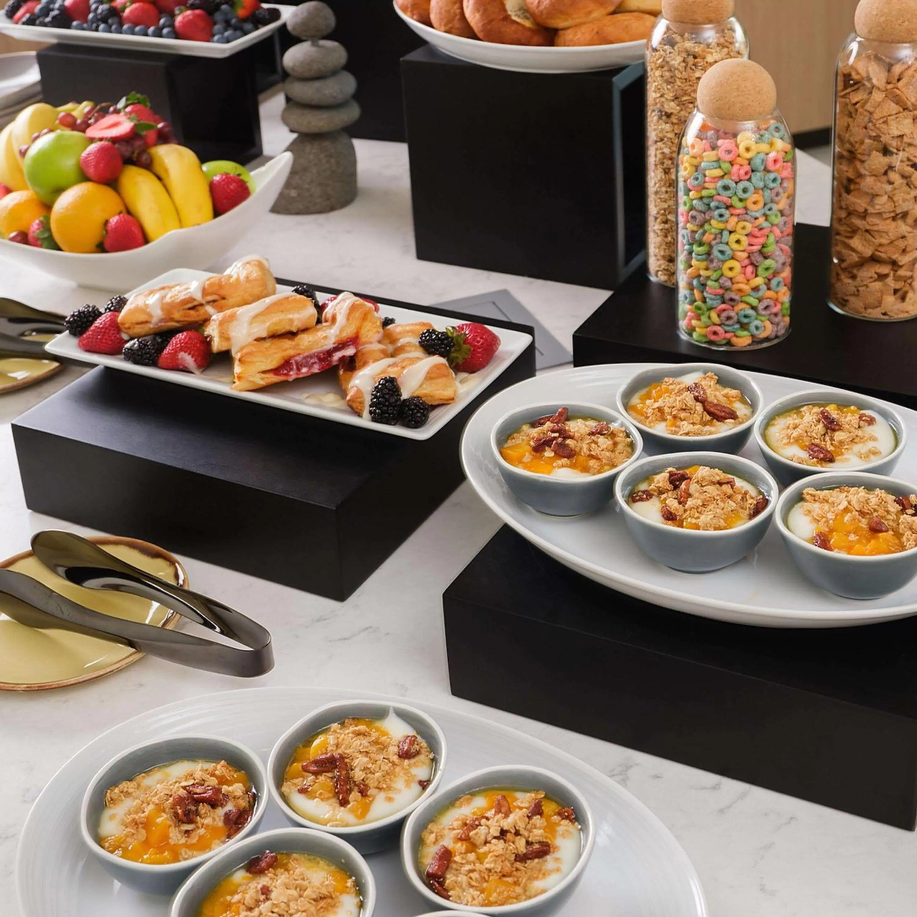 Breakfast in Hilton Garden Inn Grapevine At Silverlake Crossing, Tx