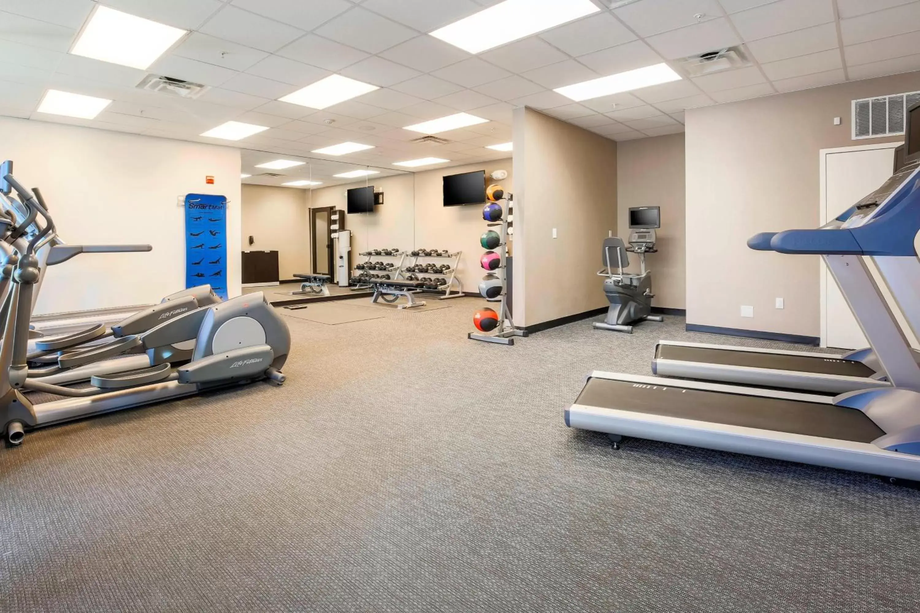 Fitness centre/facilities, Fitness Center/Facilities in Courtyard by Marriott Dallas Arlington South