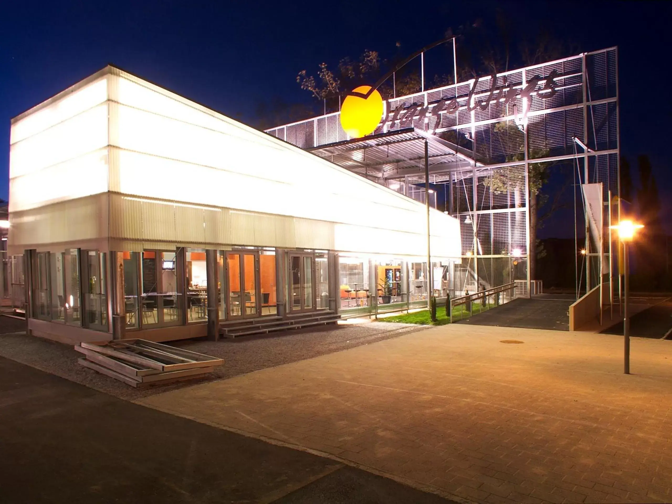 Facade/entrance, Property Building in Orange Wings Krems