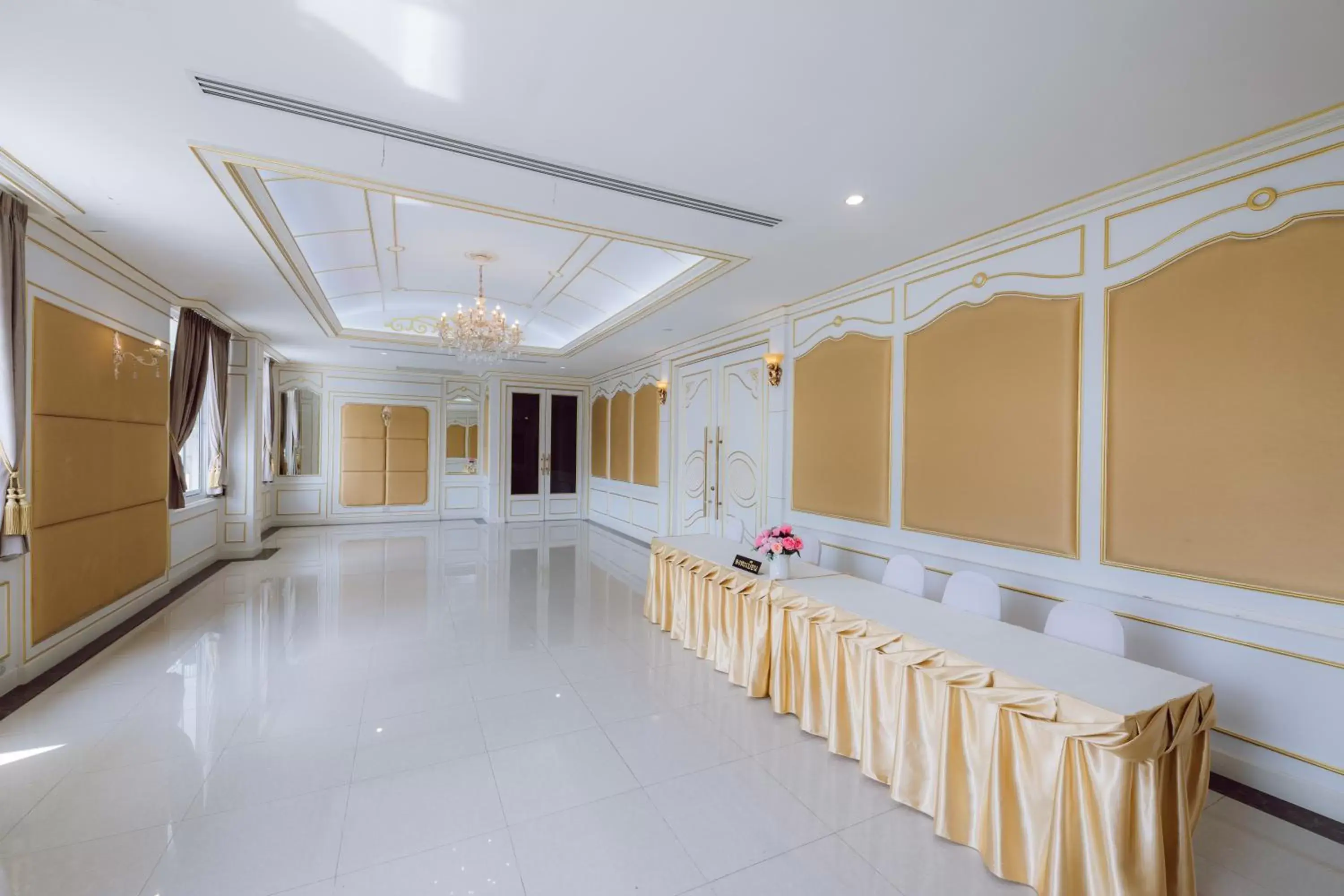 Meeting/conference room in Morakot Twin Chumphon