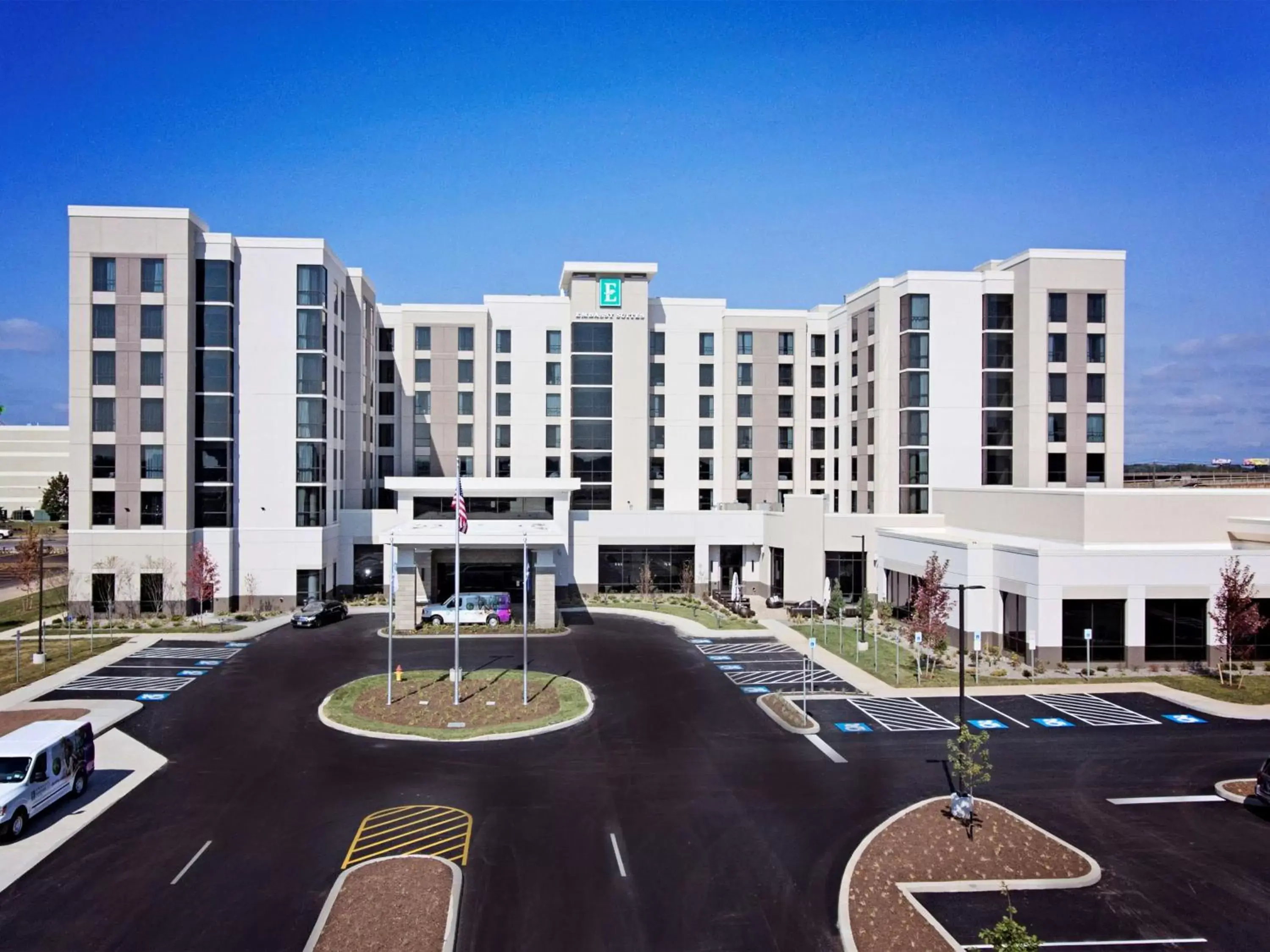 Property Building in Embassy Suites By Hilton Syracuse Destiny USA