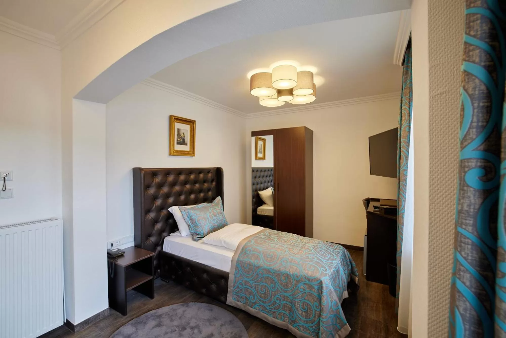 Bed in Atlas Posthotel
