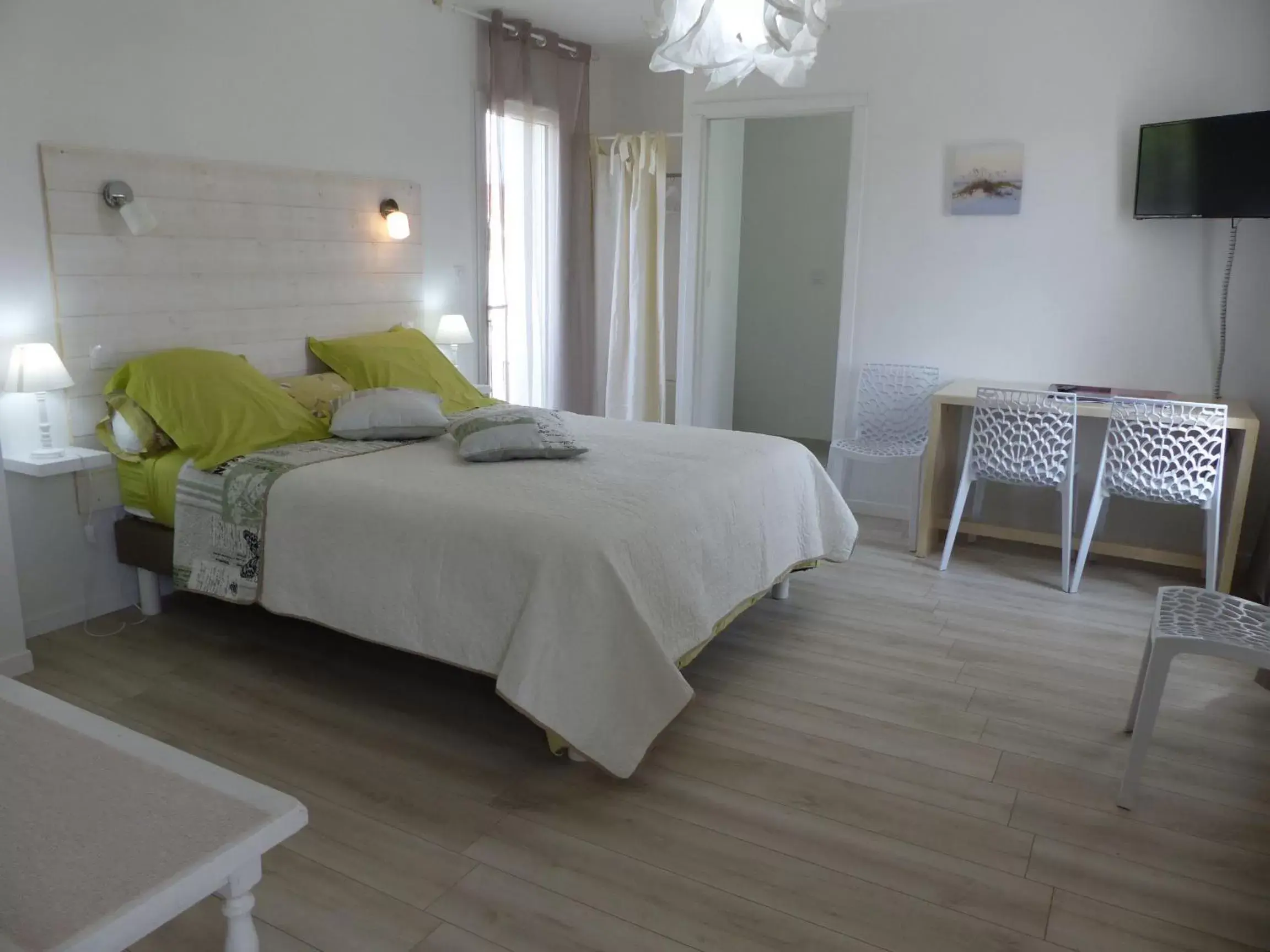 Photo of the whole room, Bed in Maison Lucilda