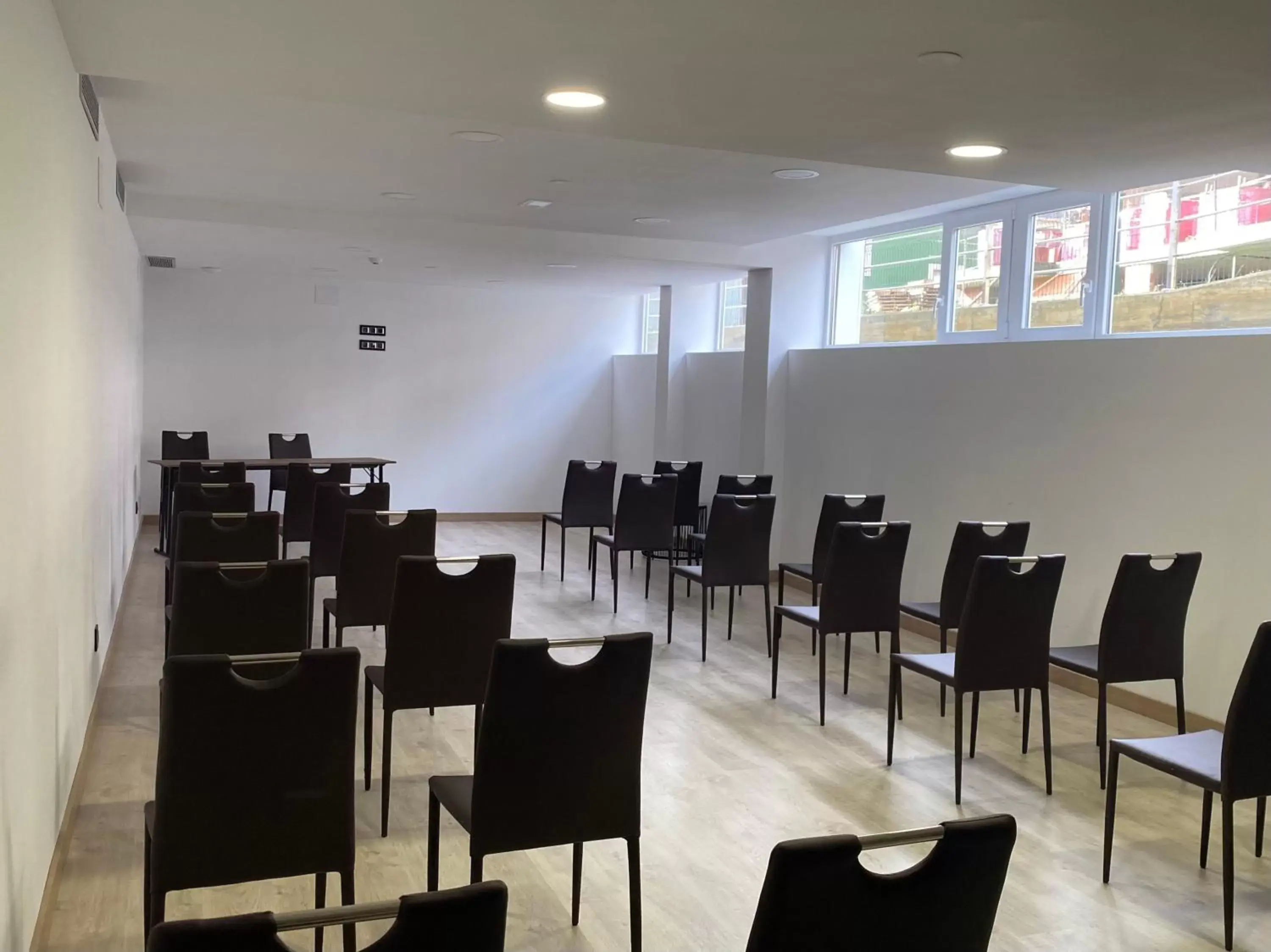 Meeting/conference room, Restaurant/Places to Eat in Oca Playa de Foz Hotel&Spa