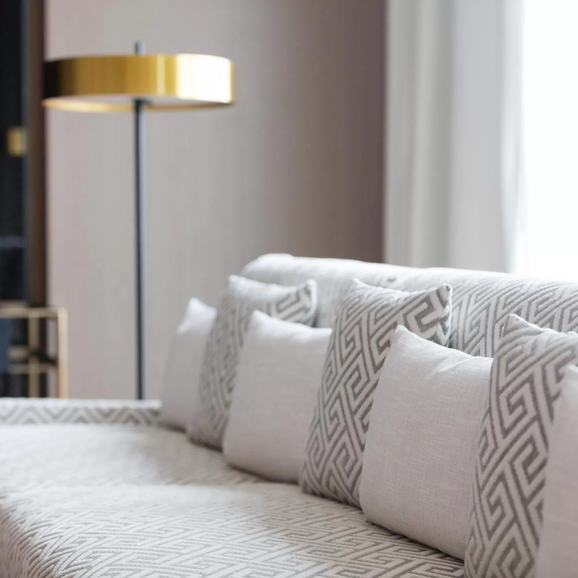 Living room, Bed in Four Seasons Hotel Kuwait at Burj Alshaya