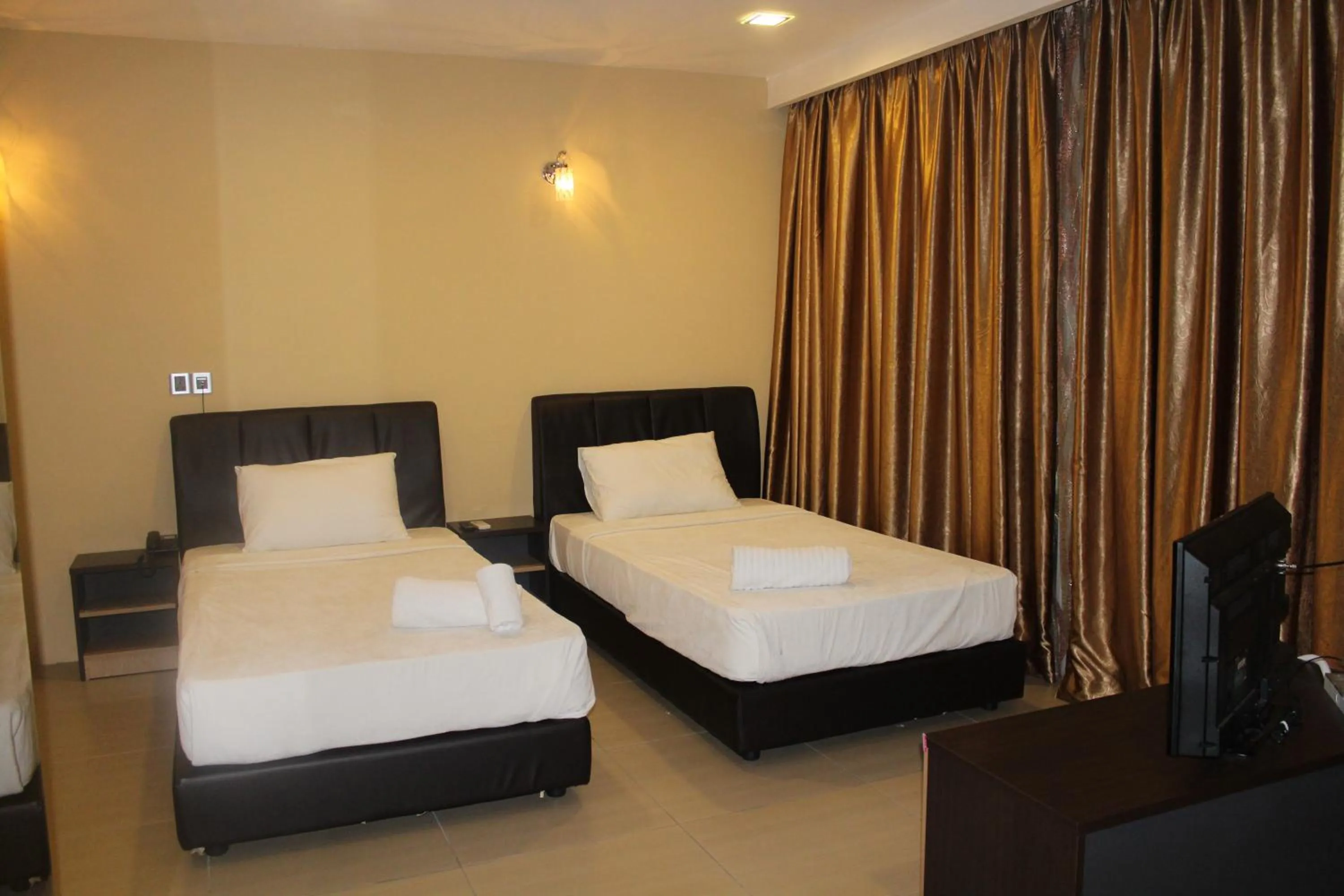 Bed in T Hotel Jalan Tar