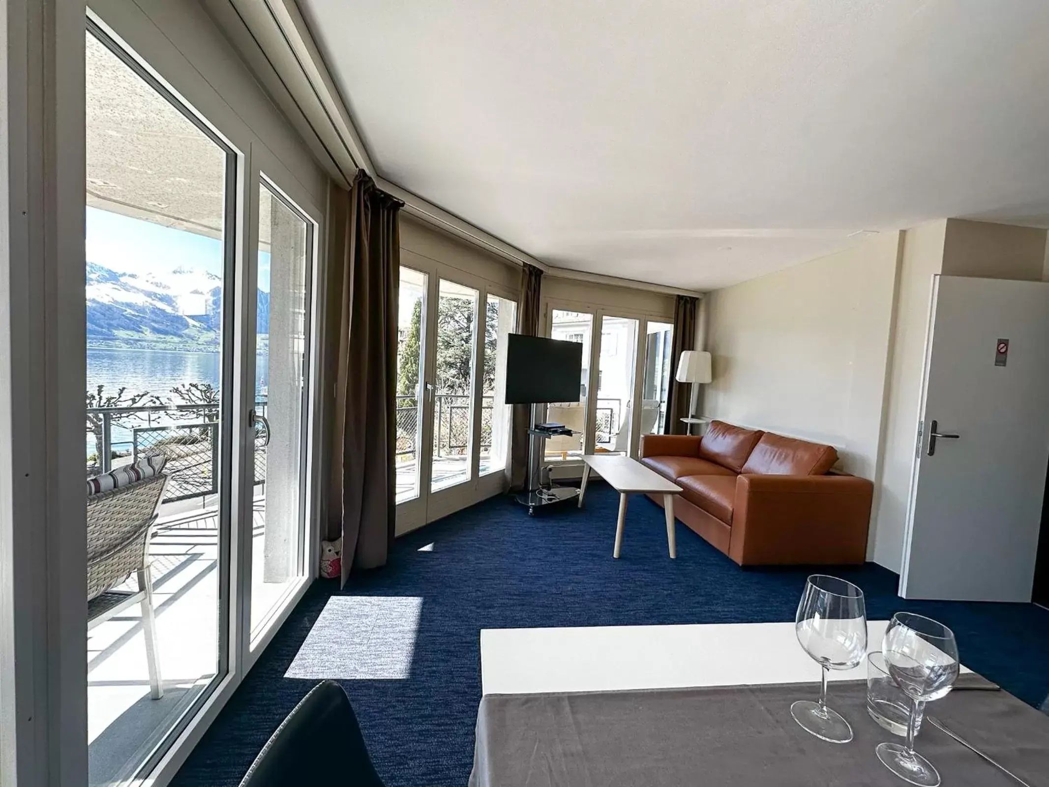 Living room in Seehotel Riviera at Lake Lucerne