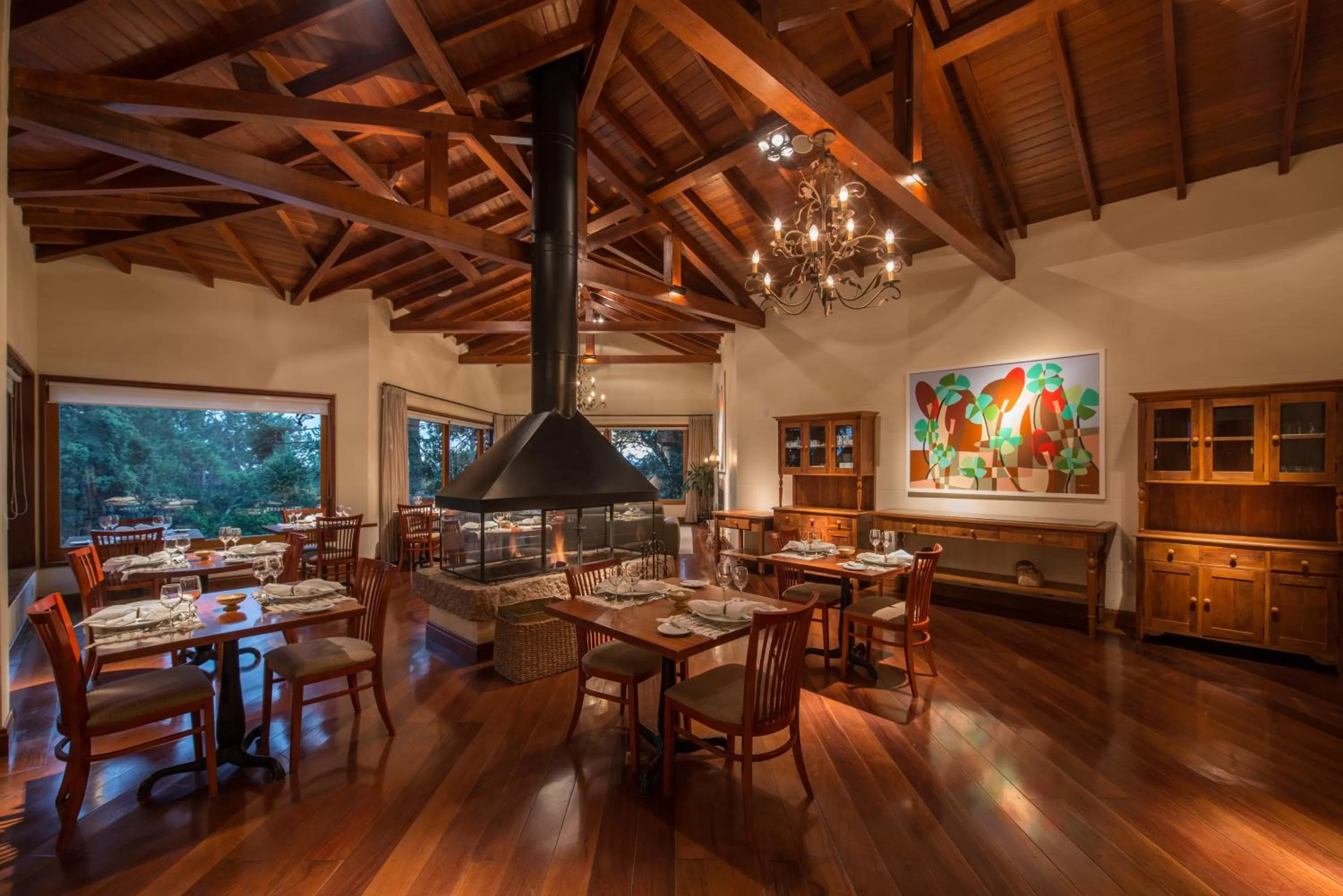 Restaurant/places to eat in Kuriuwa Hotel