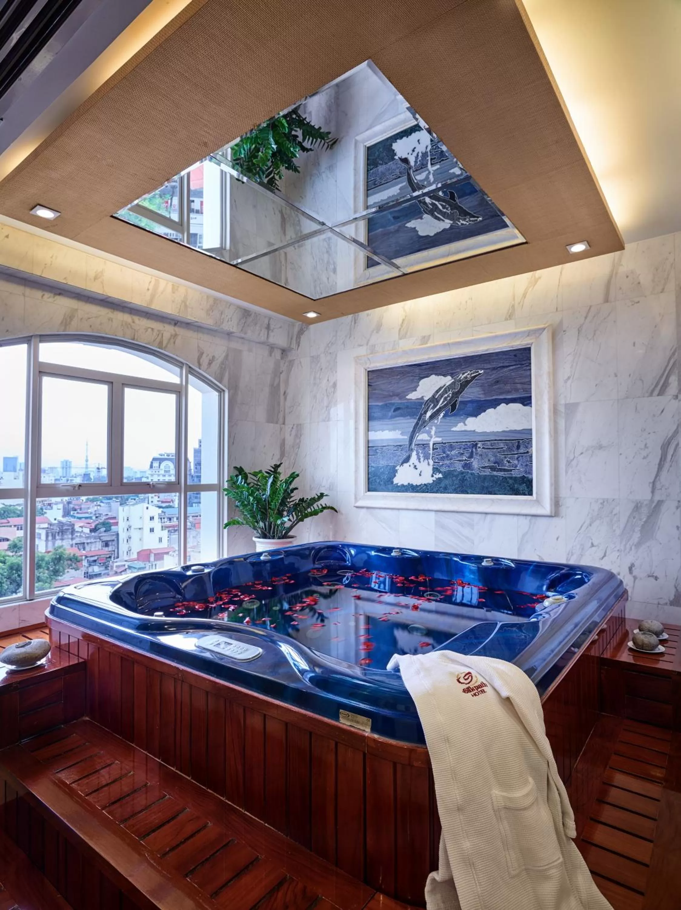 Hot Tub in Silk Path Hotel Hanoi