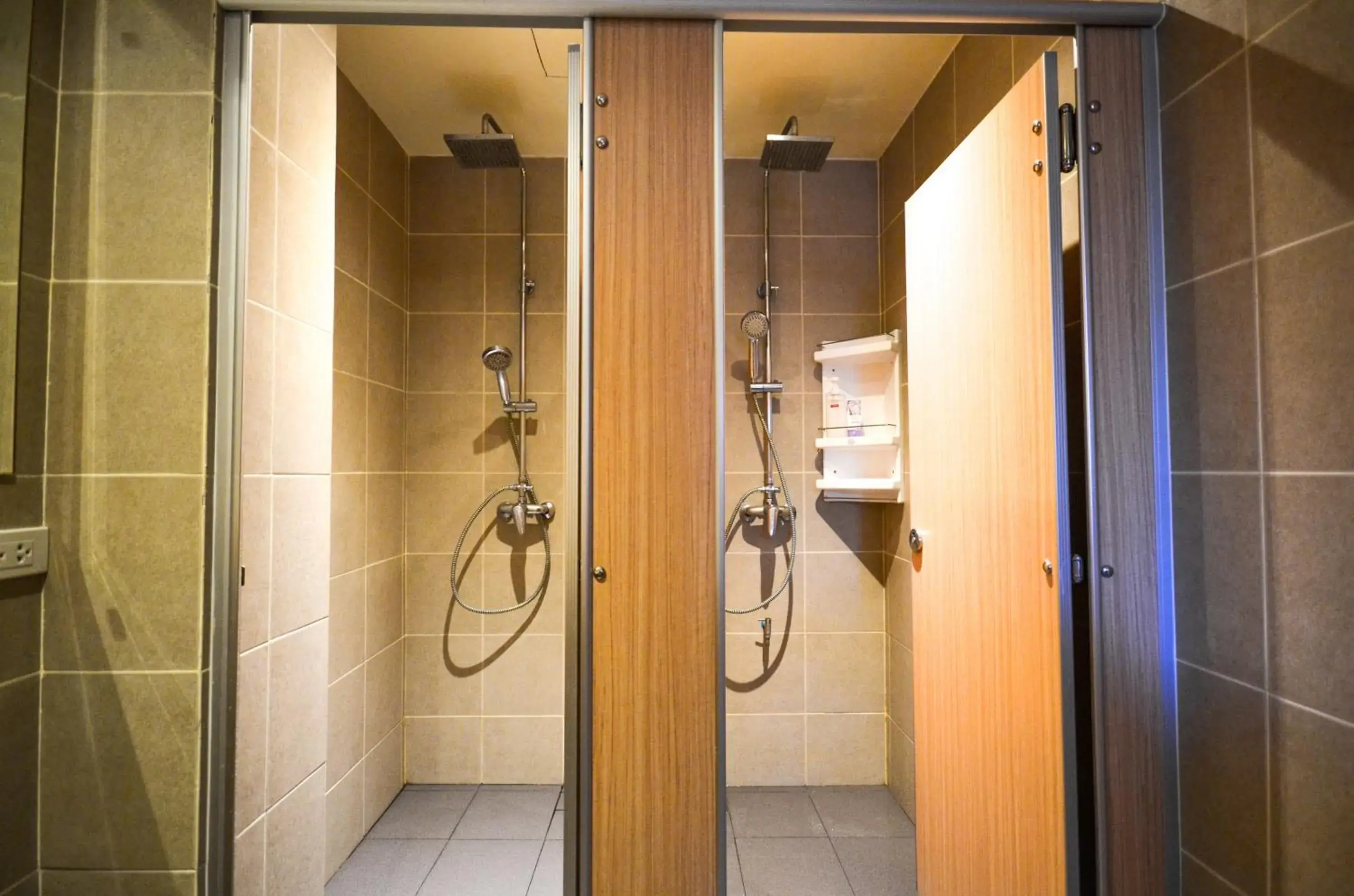 Shower, Bathroom in Good Day Hostel