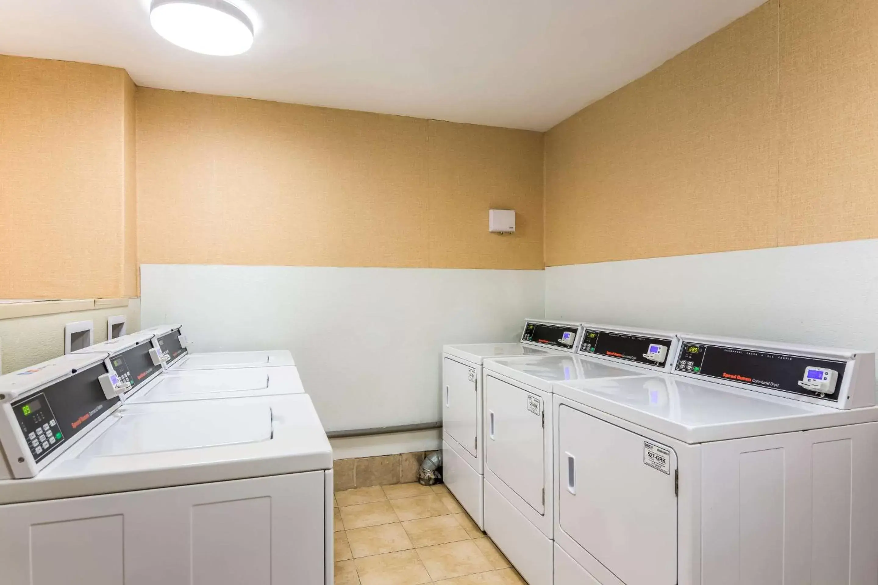Other, Kitchen/Kitchenette in Quality Inn Chester - South Richmond