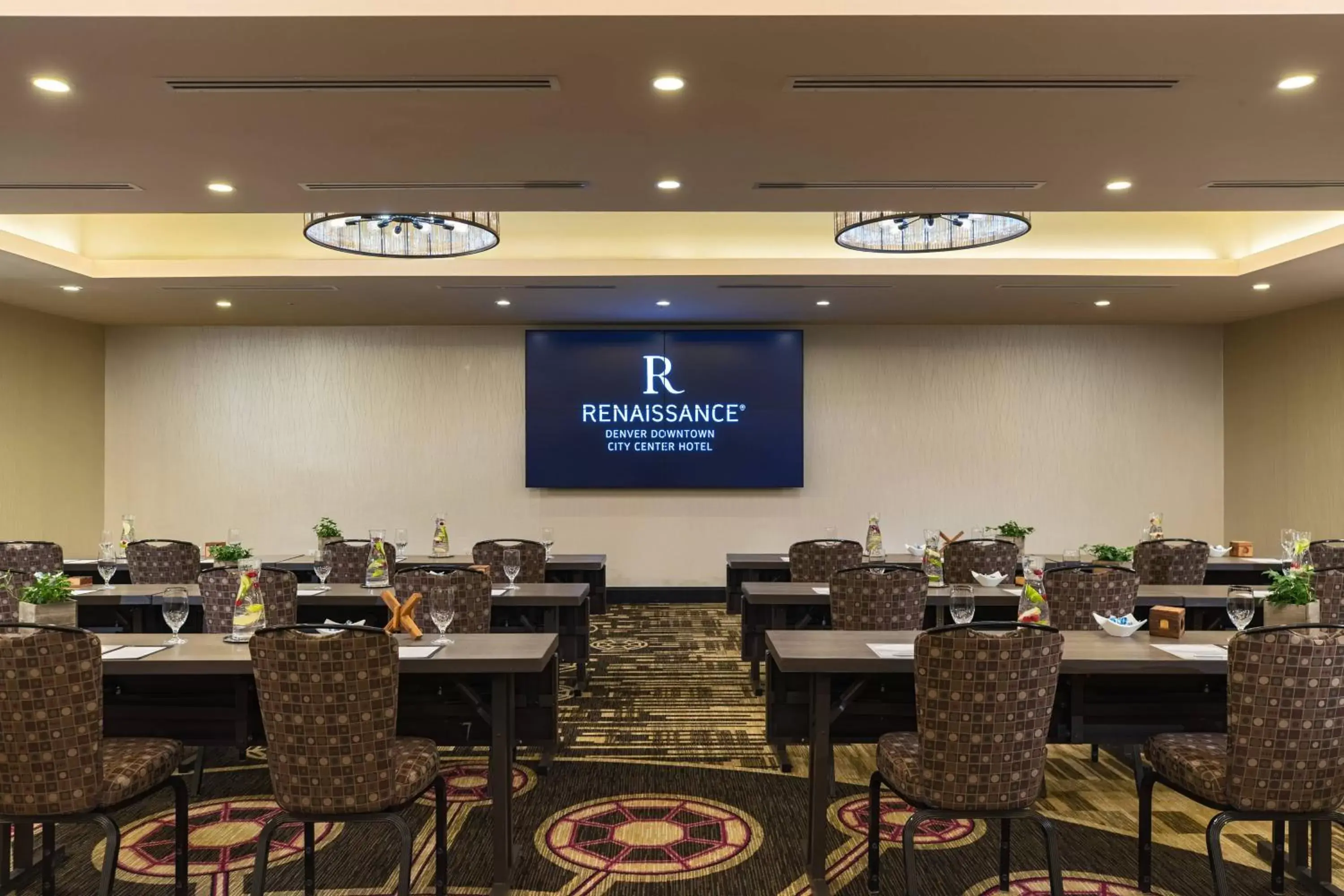 Meeting/conference room in Renaissance Denver Downtown City Center Hotel