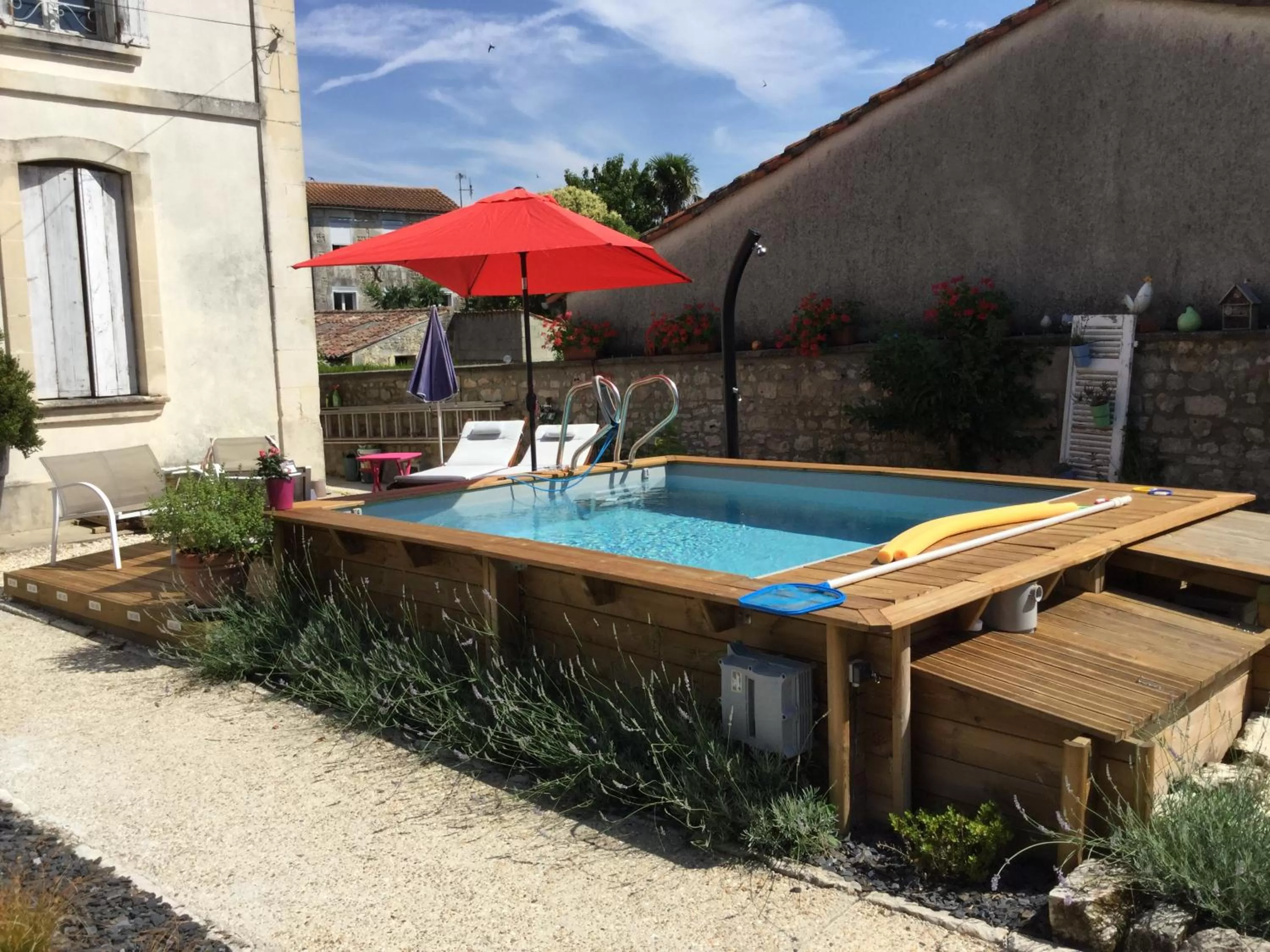 Day, Swimming Pool in Saint James House