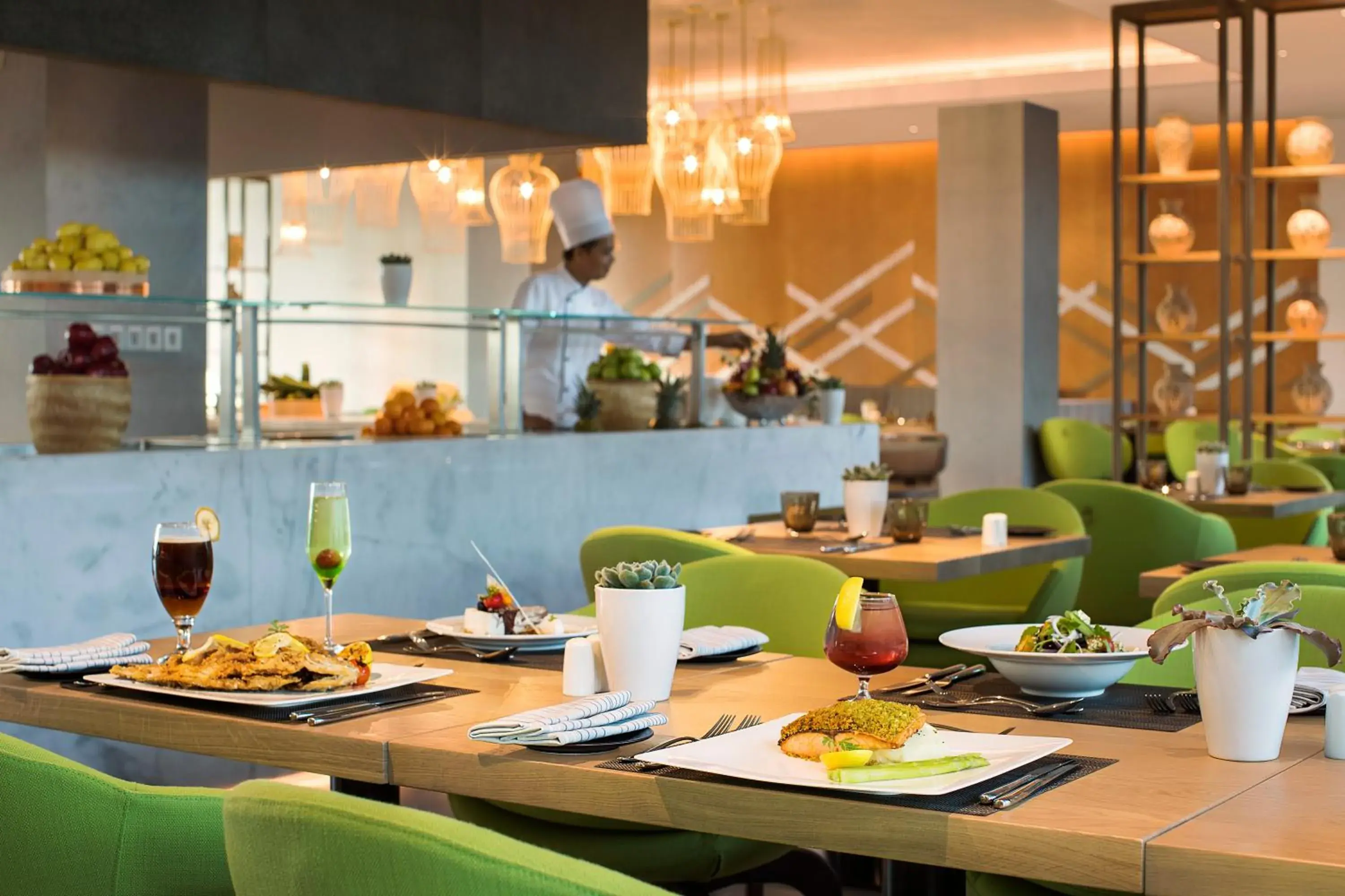 Restaurant/Places to Eat in Novotel Muscat Airport