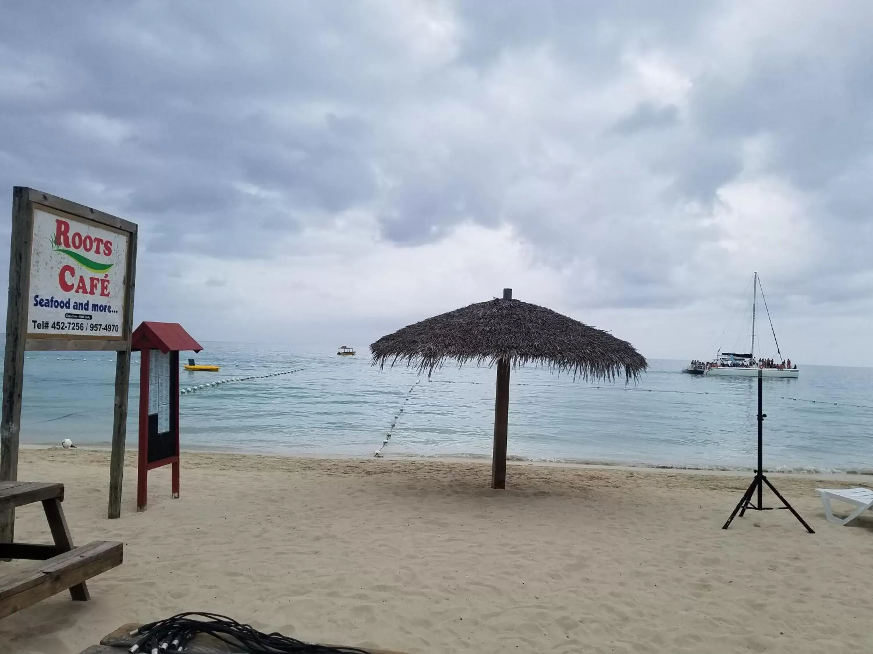 Beach in Roots Cafe Rooms