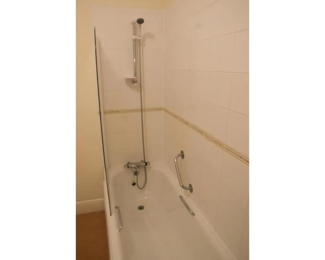 Small Double Room in Richmond Hotel