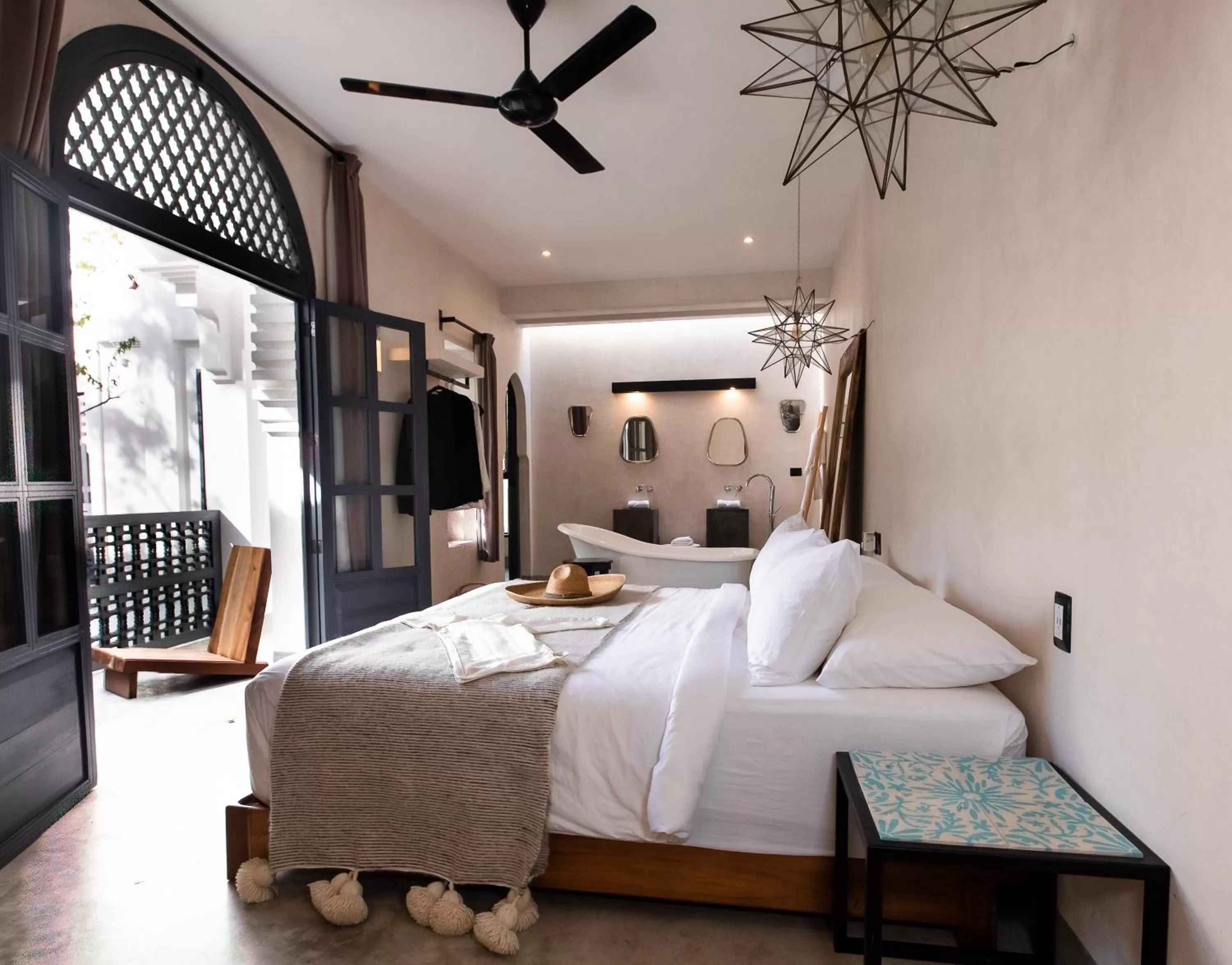 Bed in Ambre & Epices Jungle Hotel & Spa