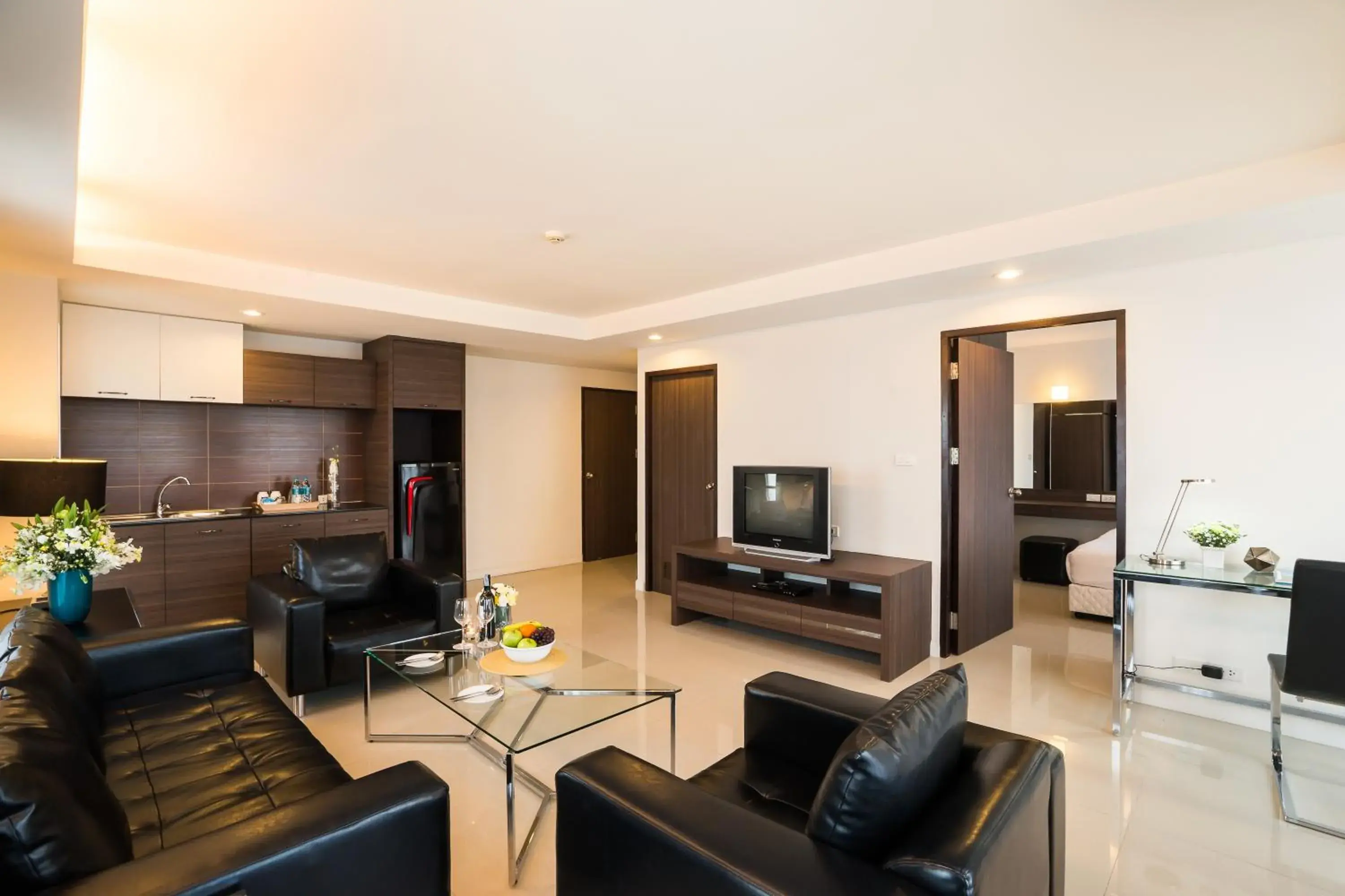 Living room, Seating Area in Beyond Suite Hotel (SHA Plus)