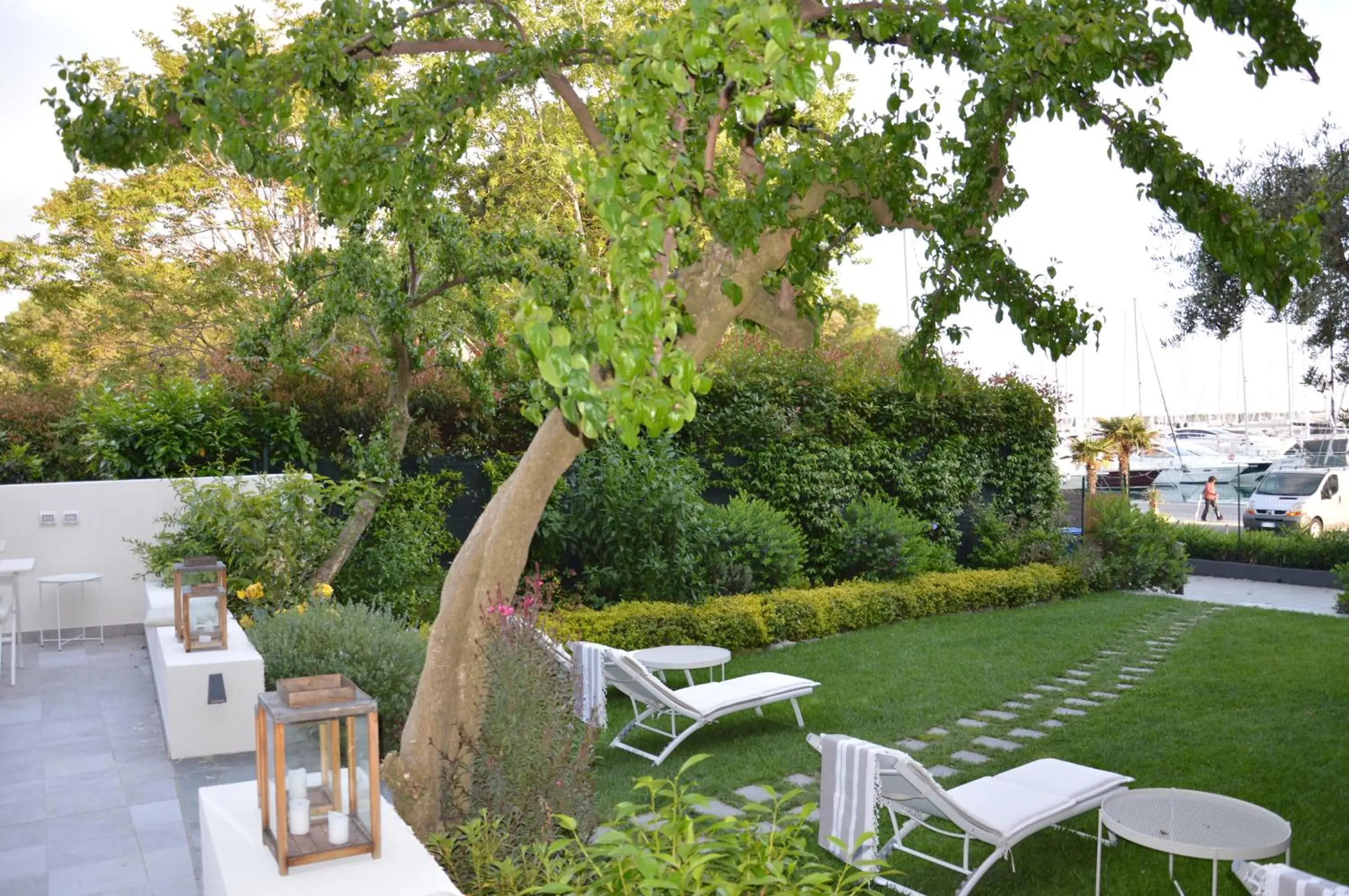 Patio, Garden in Blu Hotel