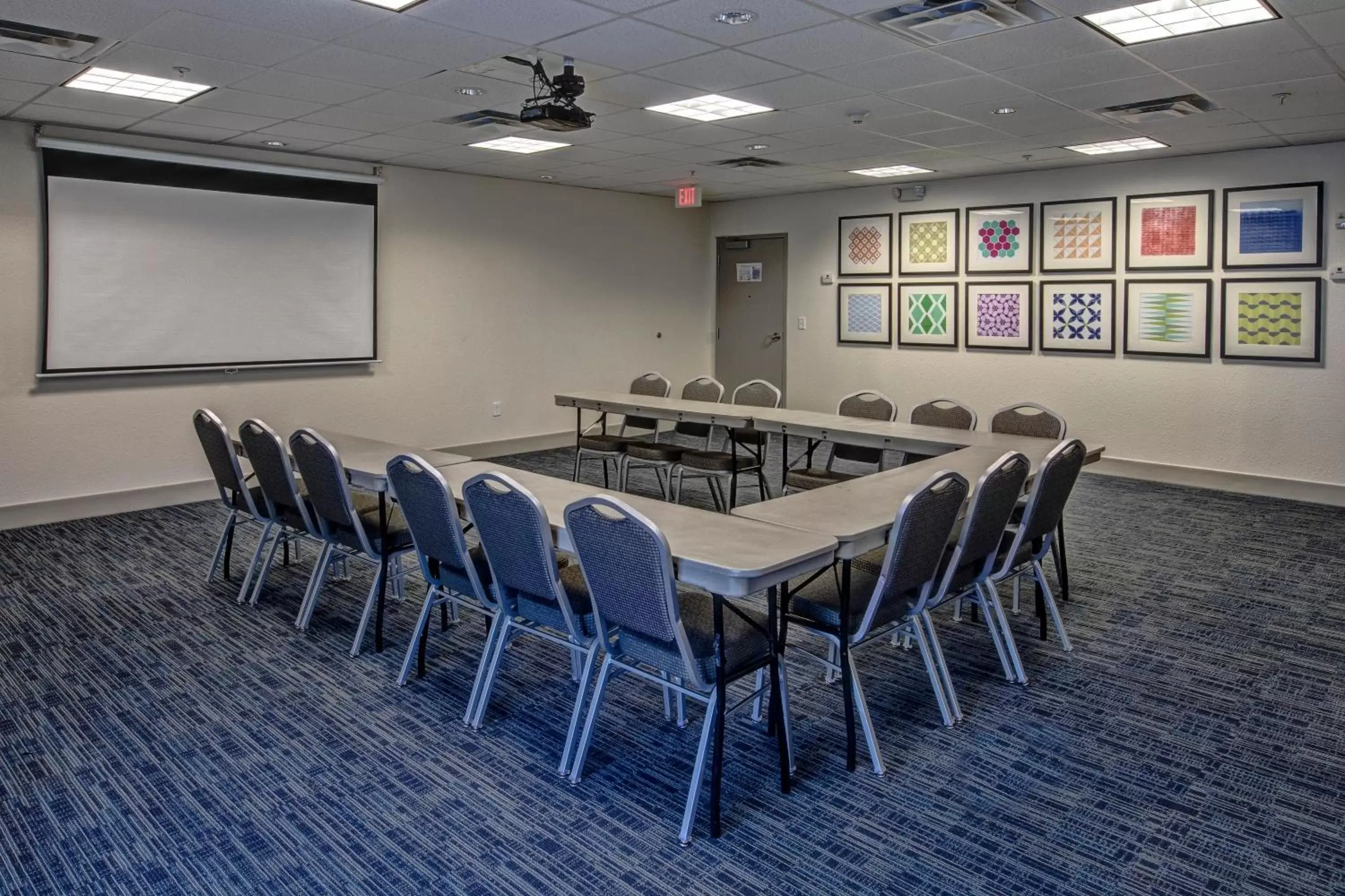 Meeting/conference room in Holiday Inn Express Hotel & Suites Smyrna-Nashville Area, an IHG Hotel