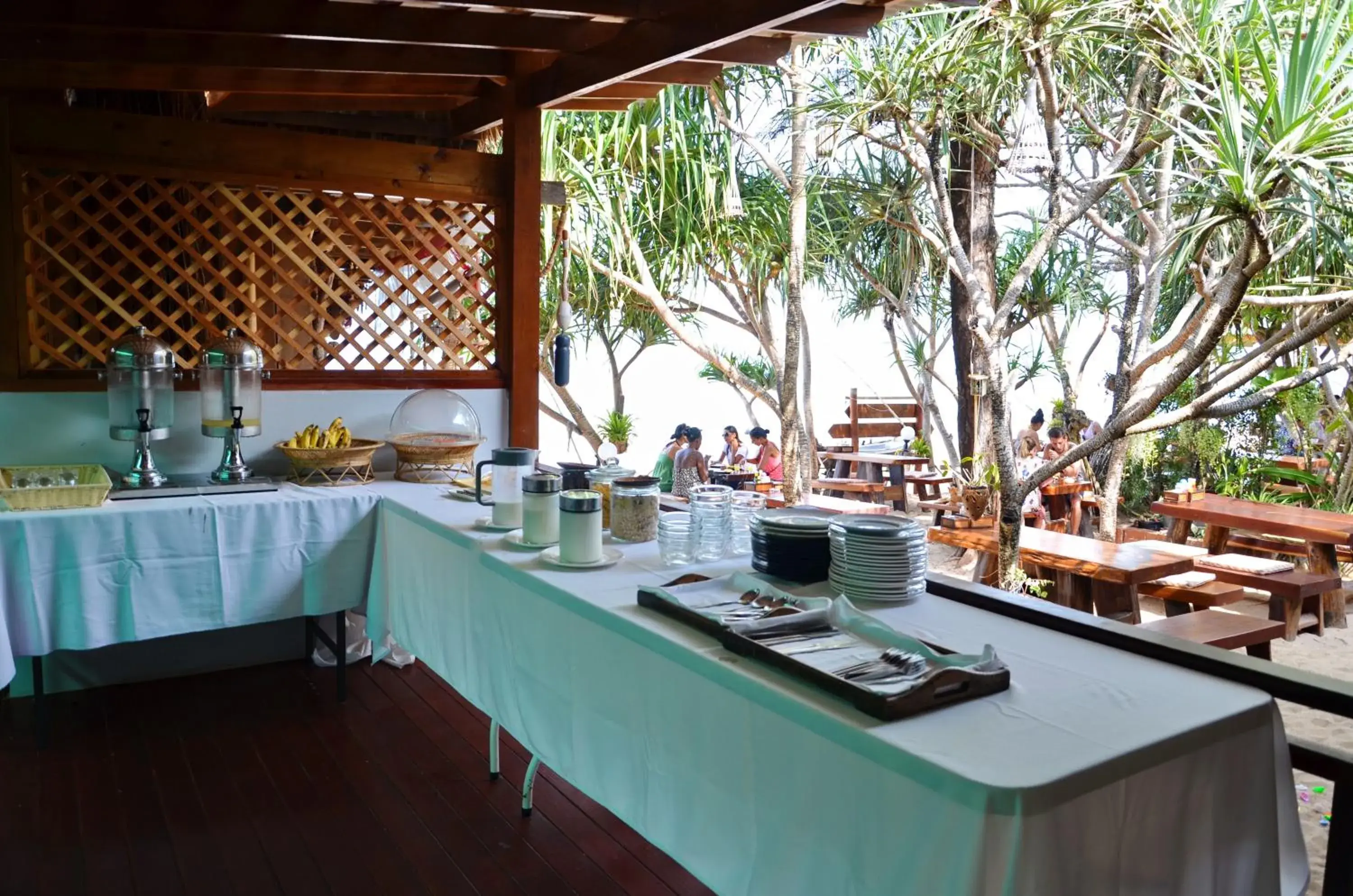 Restaurant/Places to Eat in Lanta Miami Resort - SHA Extra Plus