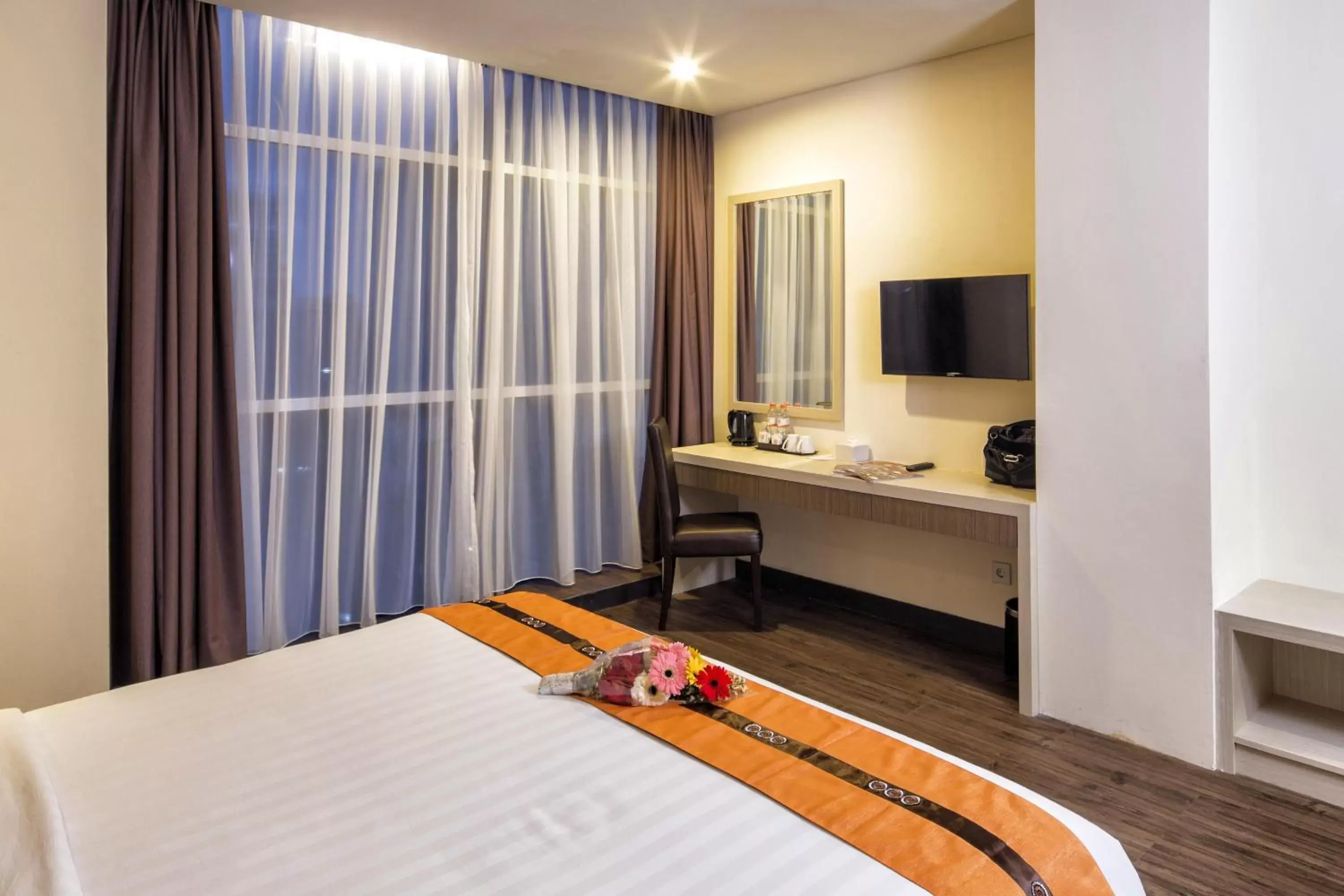 Bedroom, Bed in Oria Hotel Jakarta