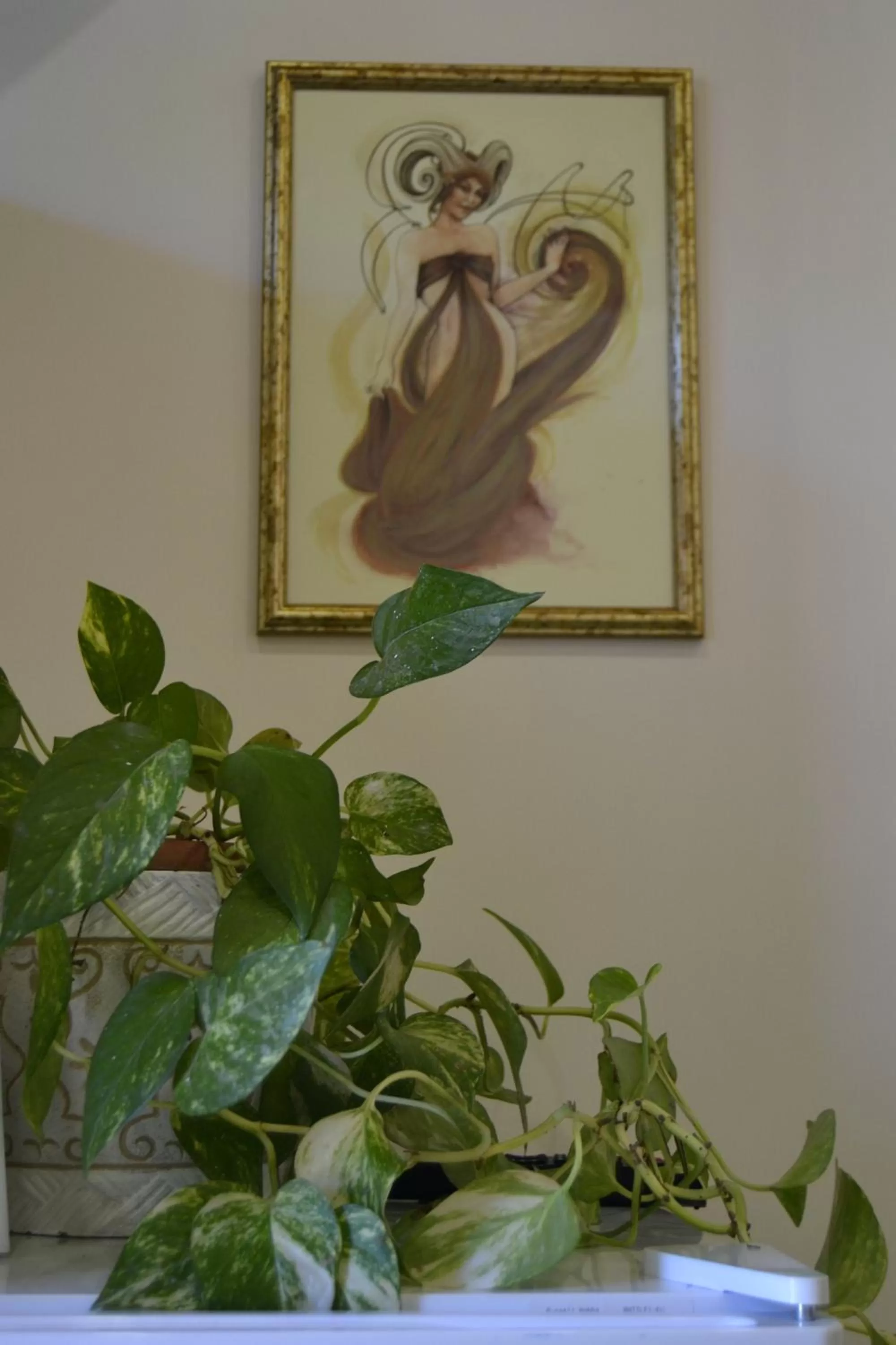 Decorative detail in Le Tre Sorelle a Testaccio