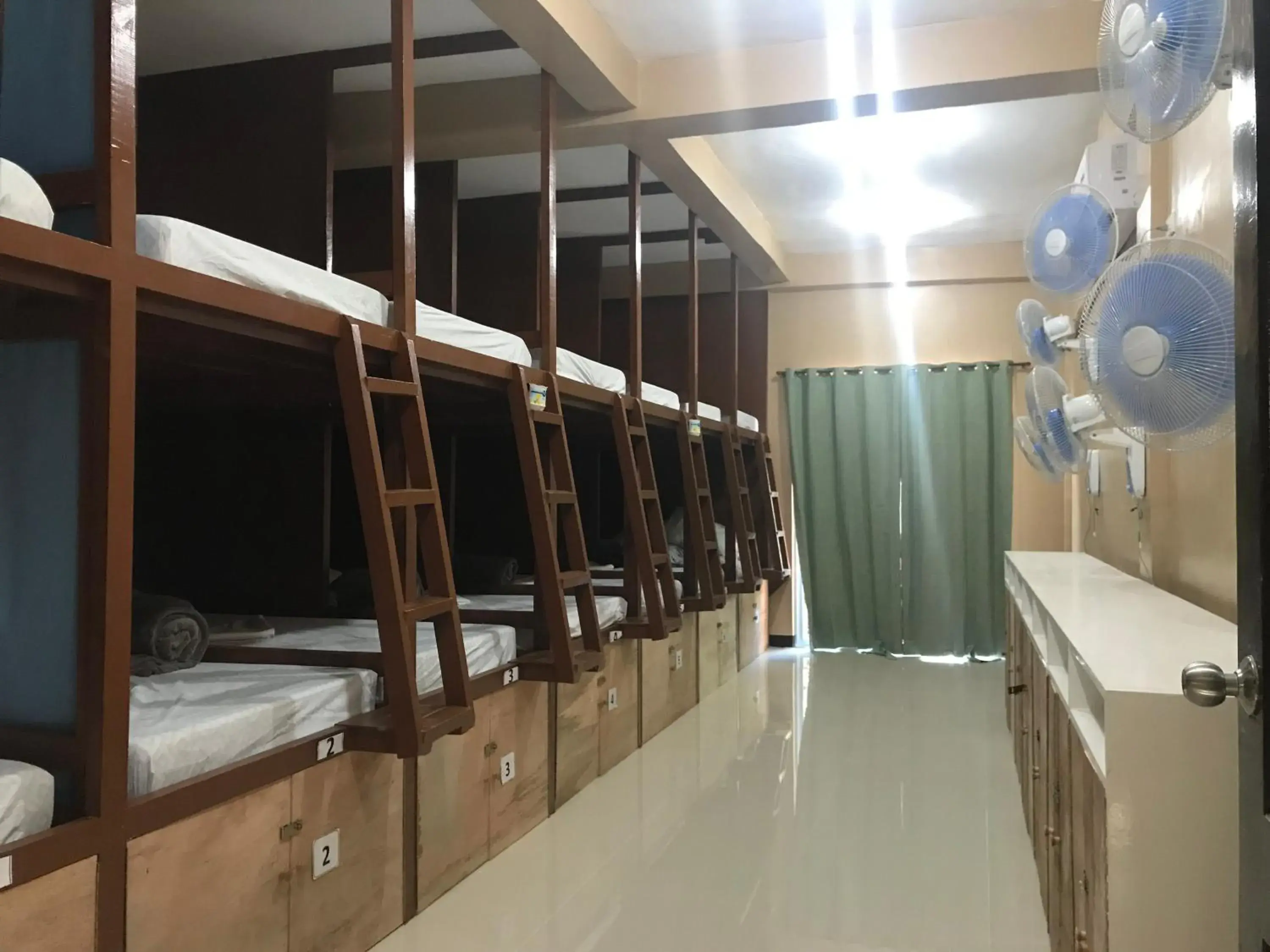 Malapascua Budget Inn