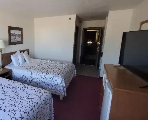 Bed in Gettysburg Inn and Suites