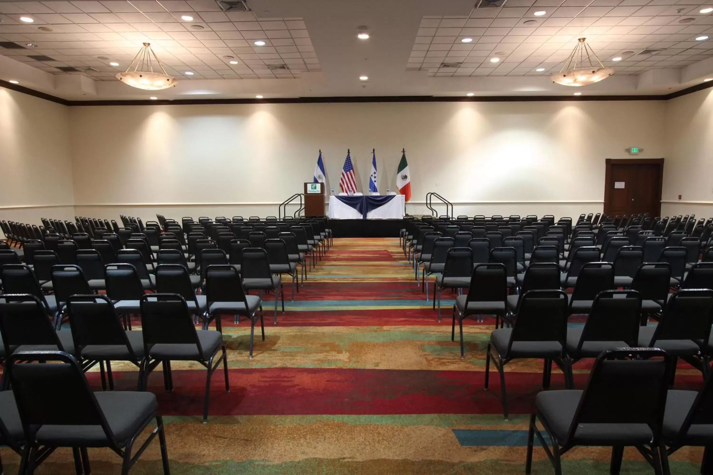 Meeting/conference room in Holiday Inn San Salvador, an IHG Hotel