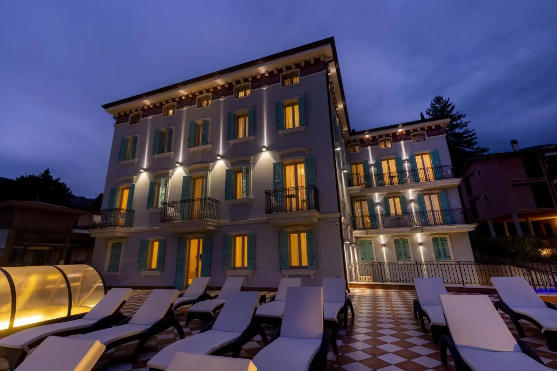 Balcony/Terrace, Property Building in Mefuta Hotel